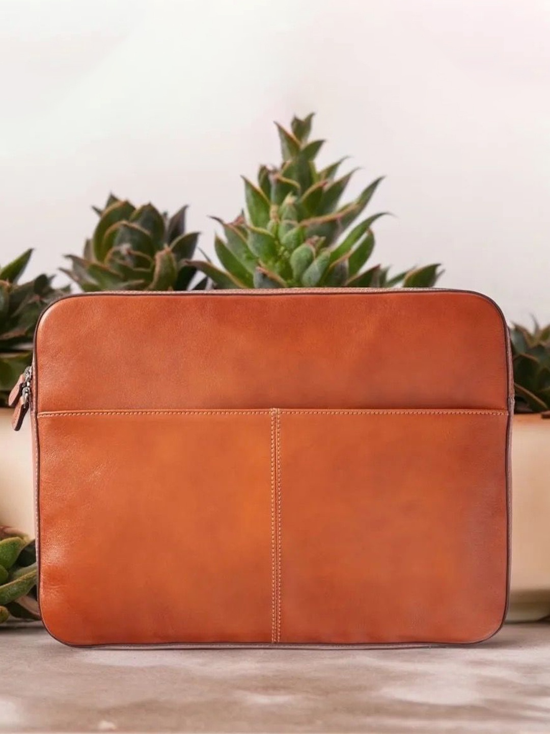 

Abelardo De Moda Unisex Leather Laptop Sleeve, Brown