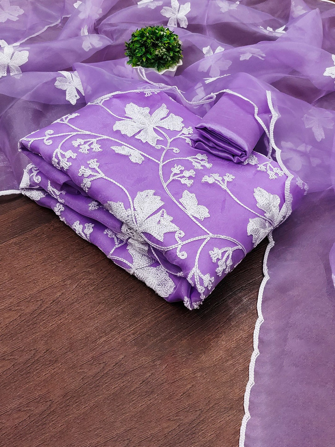 

APNISHA Floral Embroidered Organza Unstitched Dress Material, Lavender