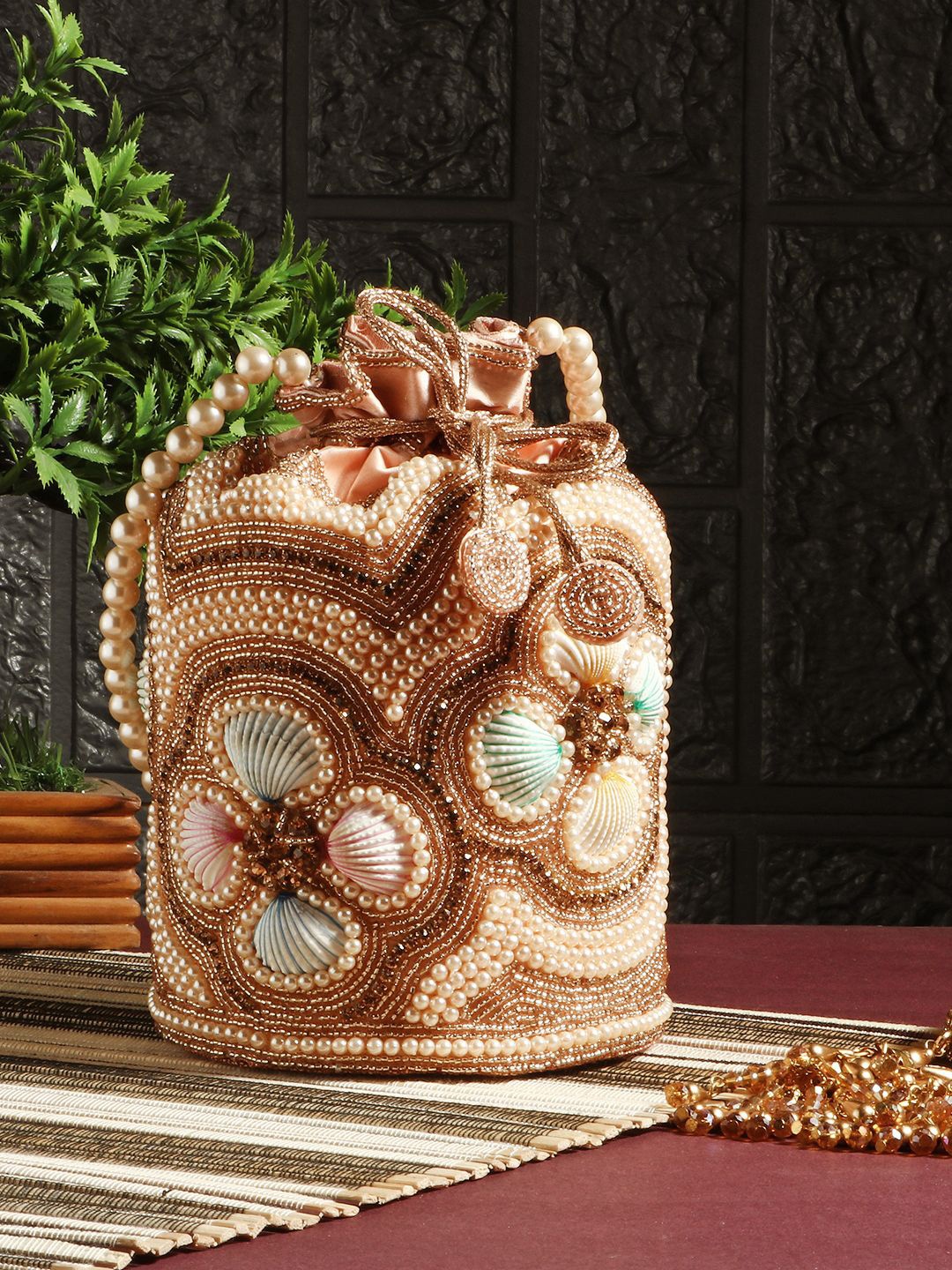 

Exotic Embellished Embroidered Potli Clutch, Pink