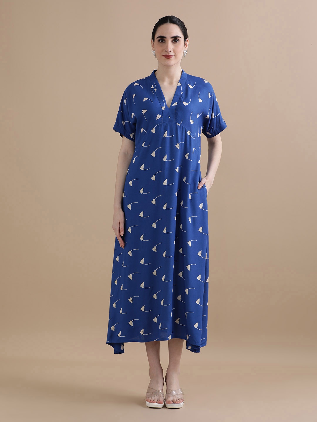 

BLACK & BLAH BLAH Relaxed Fit Floral Printed A-Line Midi Dress, Blue