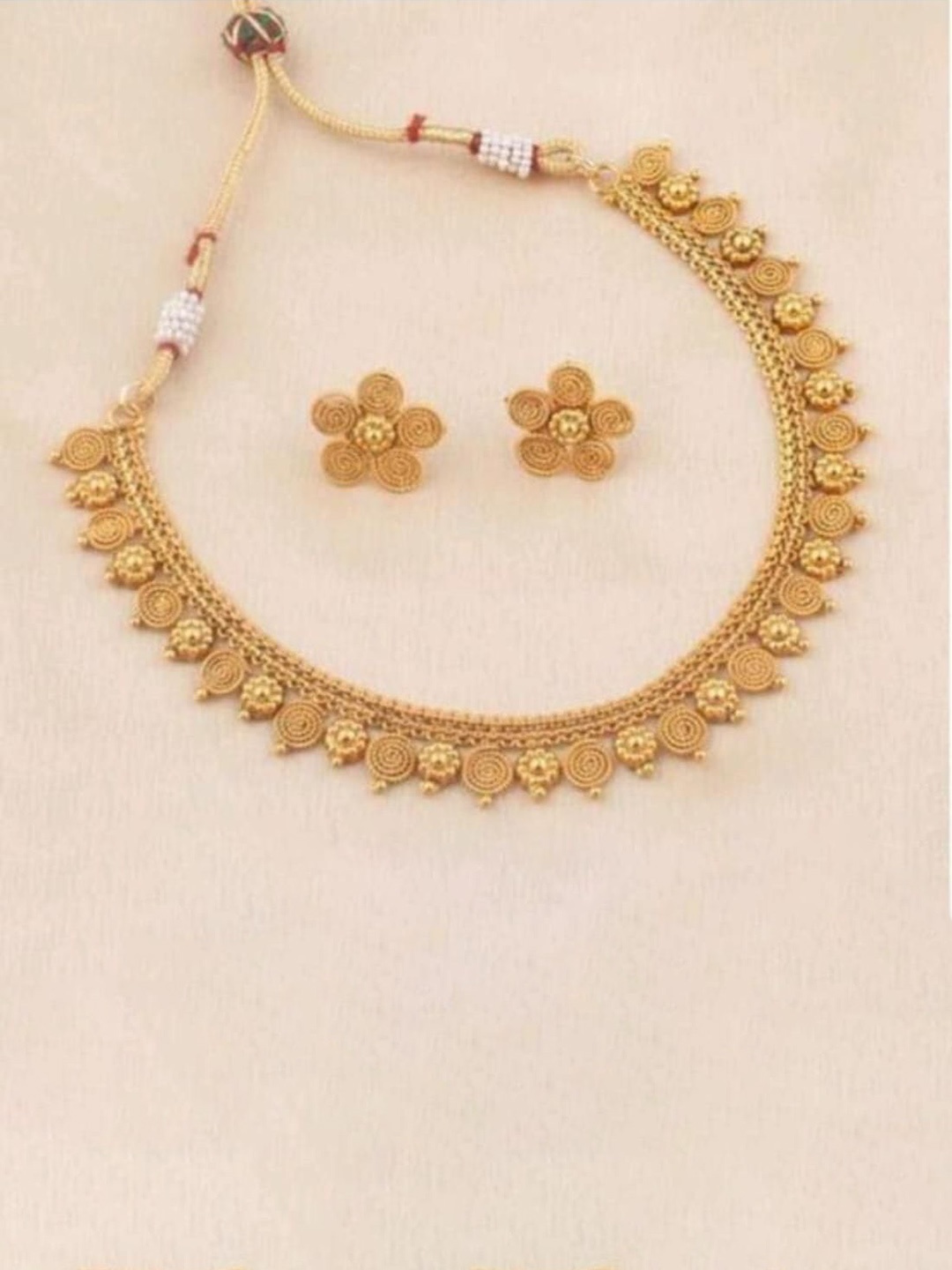 

Gyaan Jewels Floral Design Jewellery Set, Gold