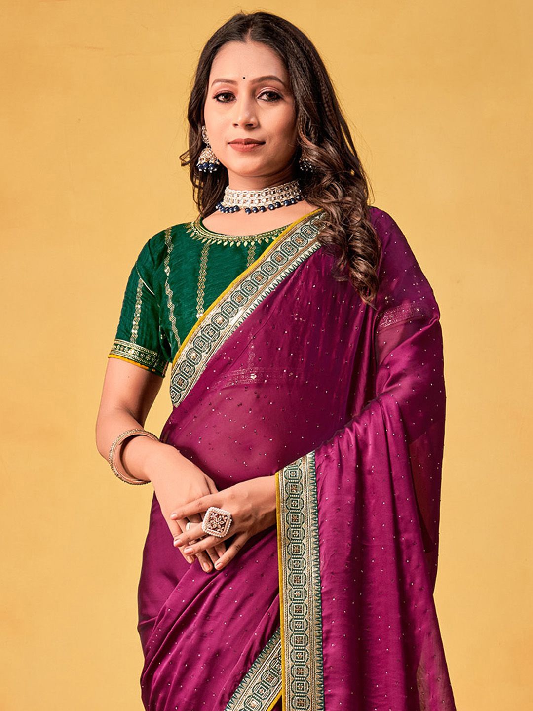 

Anouk Embellished Beads and Stones Designer Saree, Magenta