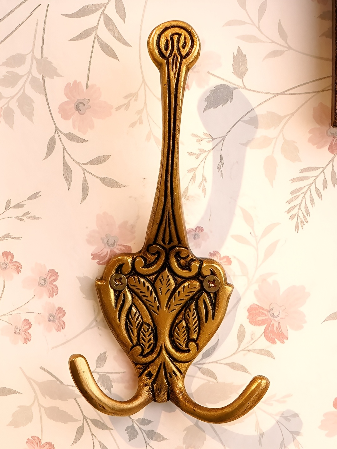 

IndianShelf Gold-Toned Brass Floral Key Hook Kitchen Hanger