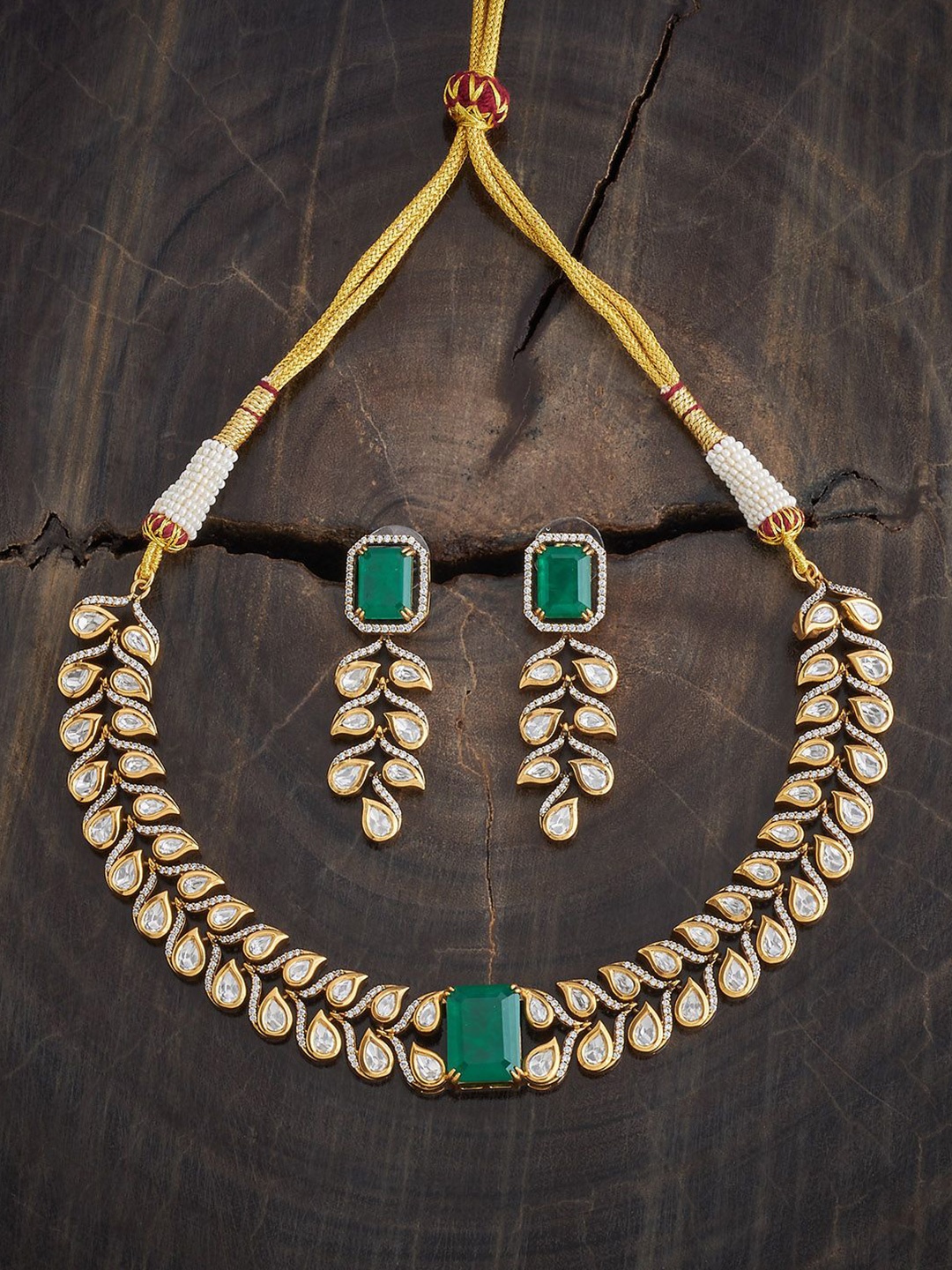

Kushal's Fashion Jewellery Kundan-Studded Necklace and Earrings, Gold
