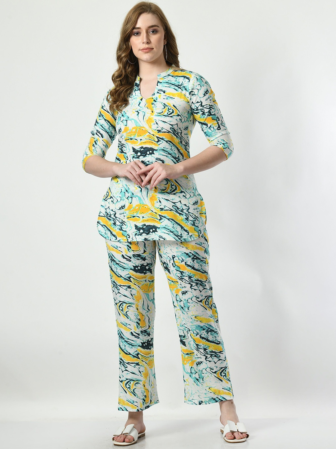 

VAPPSYAM Printed Mandarin Collar Pure Cotton Tunic & Trouser, Yellow