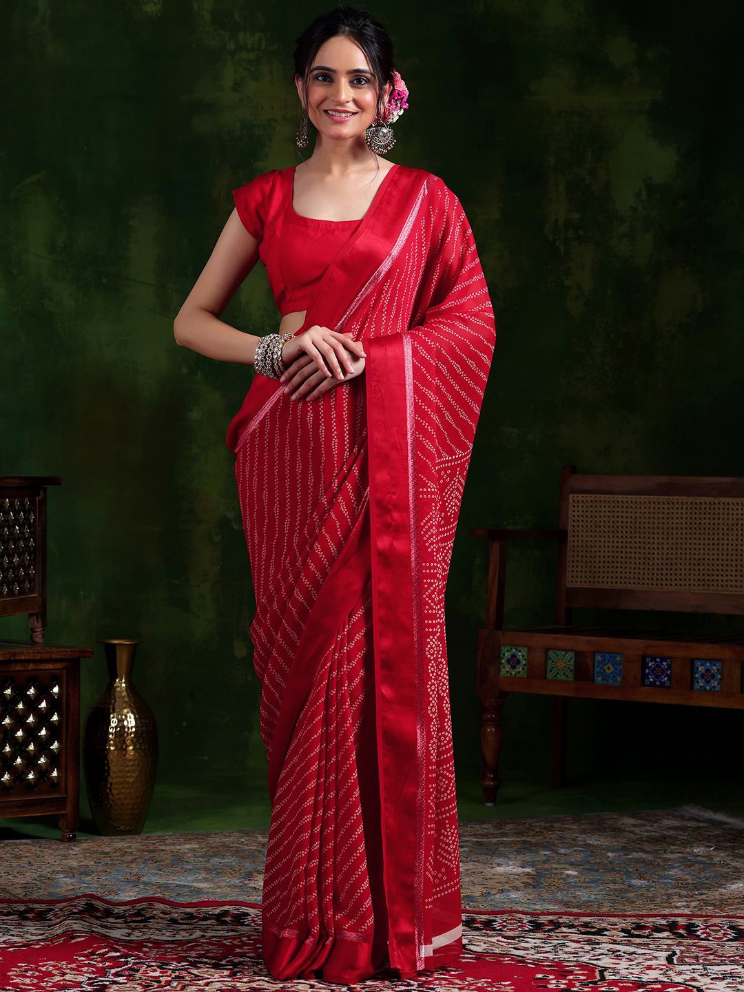 

Libas Bandhani Printed Saree With Blouse Piece, Red