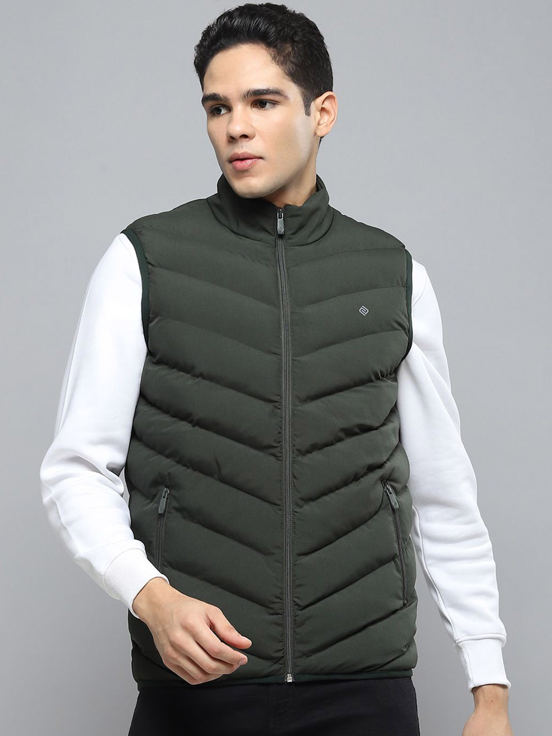 

Cloak & Decker Men Lightweight Outdoor Padded Jacket, Olive