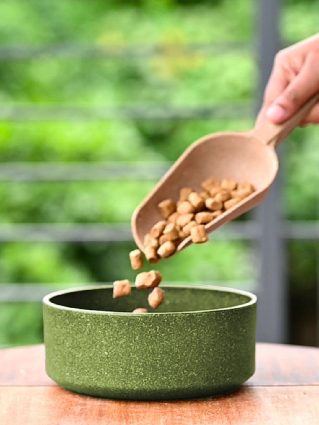

eha Anti Skit Solid Plastic Pet Bowls, Green