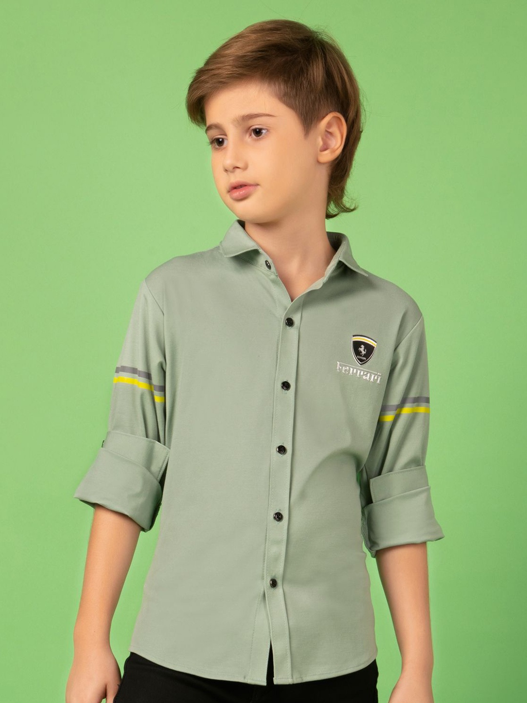 

MashUp Boys Classic Spread Collar Typography Printed Cotton Casual Shirt, Green