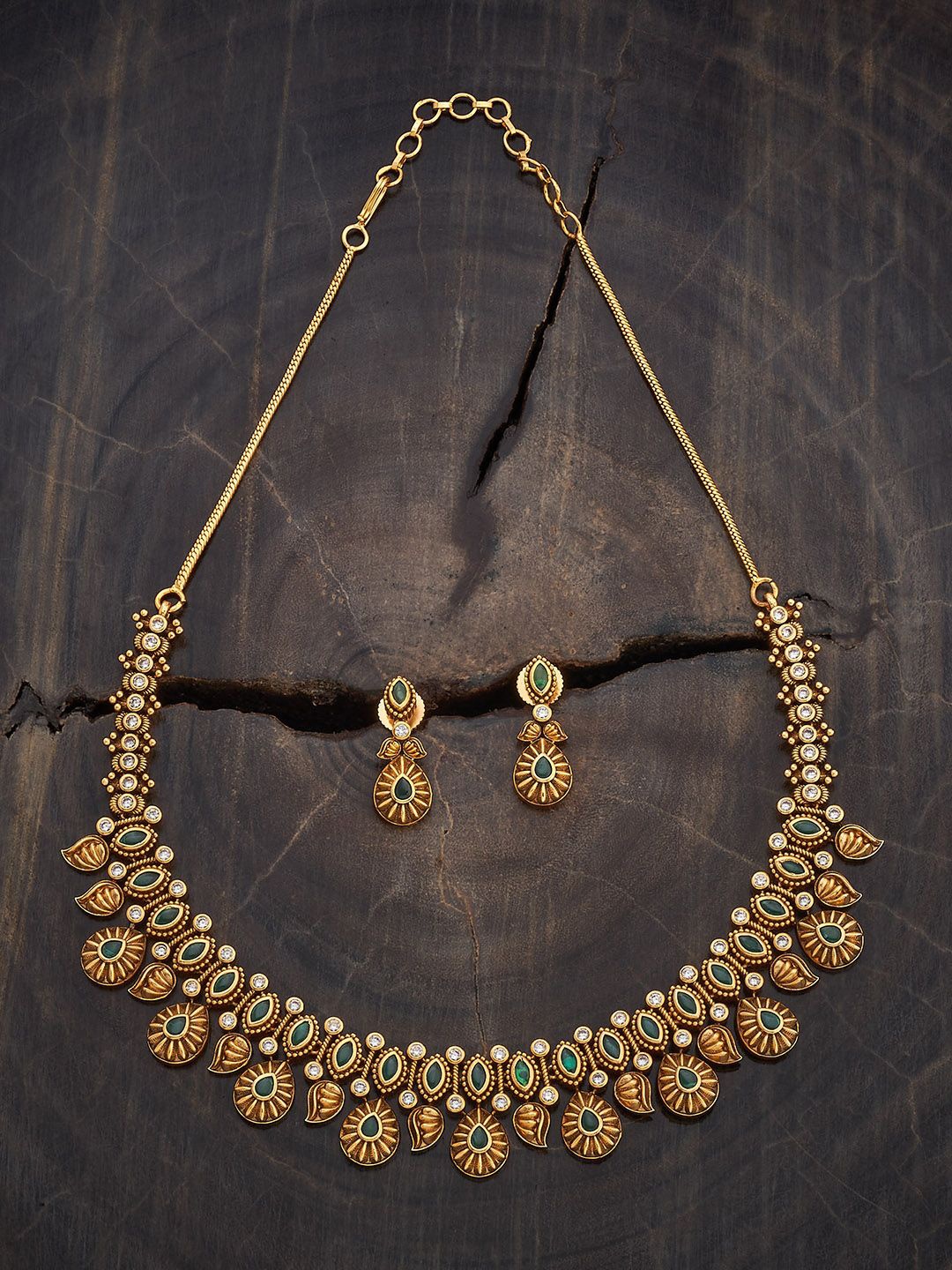 

Kushal's Fashion Jewellery Gold Plated Artificial Stones Studded Jewellery Set