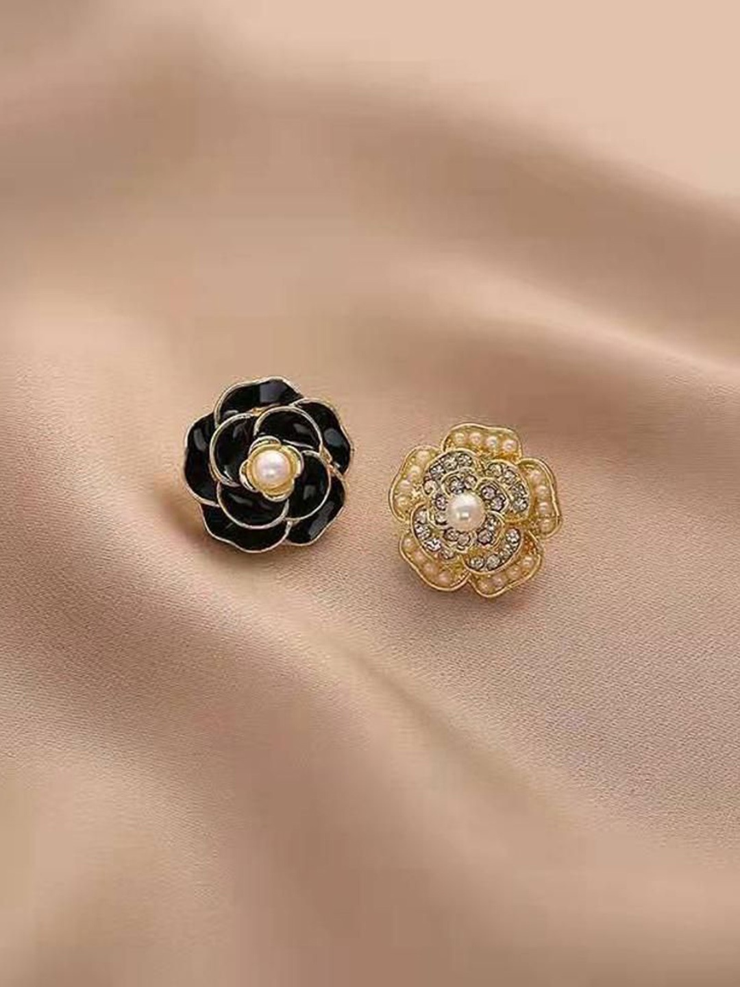 

DESTINY JEWELS Gold-Plated Floral Studs