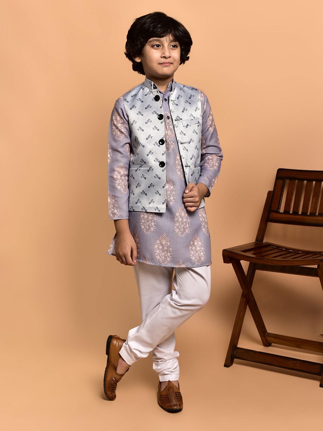 

PRINTINDIA Boys Floral Printed Regular Straight Kurta with Pyjamas, Purple