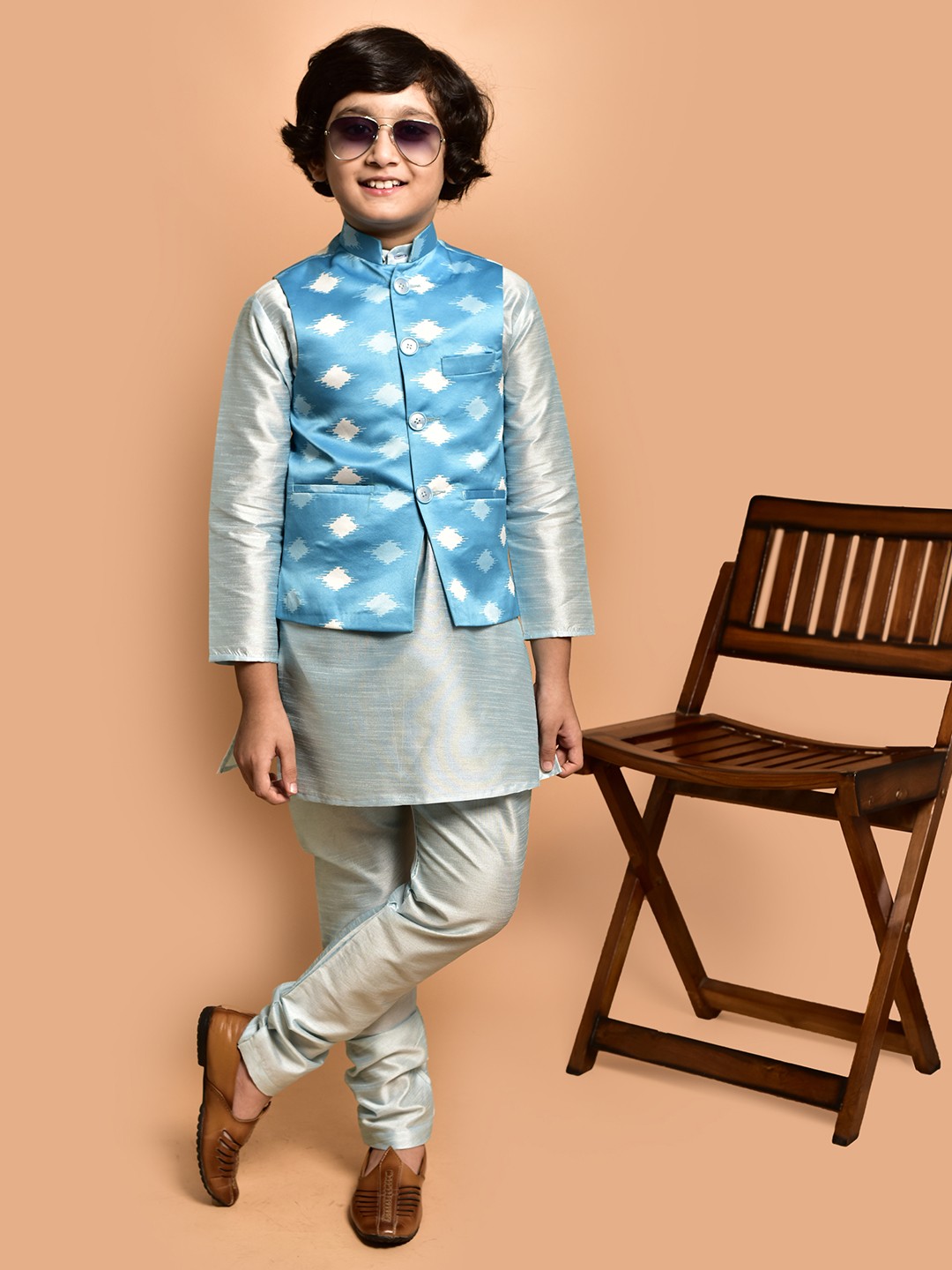 

PRINTINDIA Boys Band Collar Straight Kurta with Trouser & Nehru Jacket, Blue