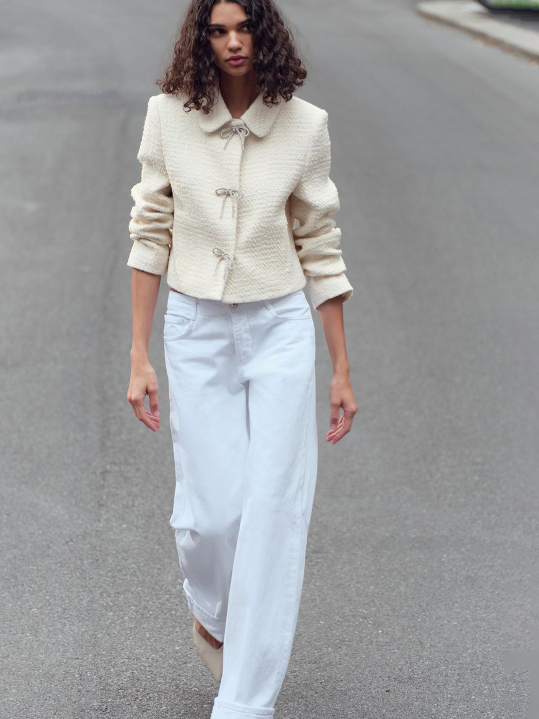 

LULU & SKY Women Spread Collar Solid Casual Tailored Jacket, White