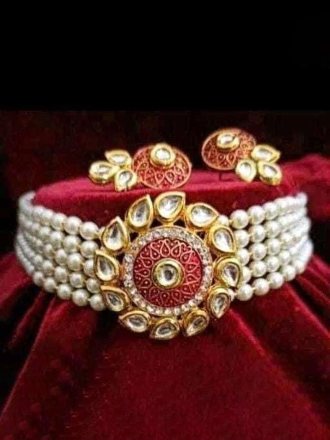 

Gyaan Jewels Stone-Studded & Beaded Necklace and Earrings, Gold