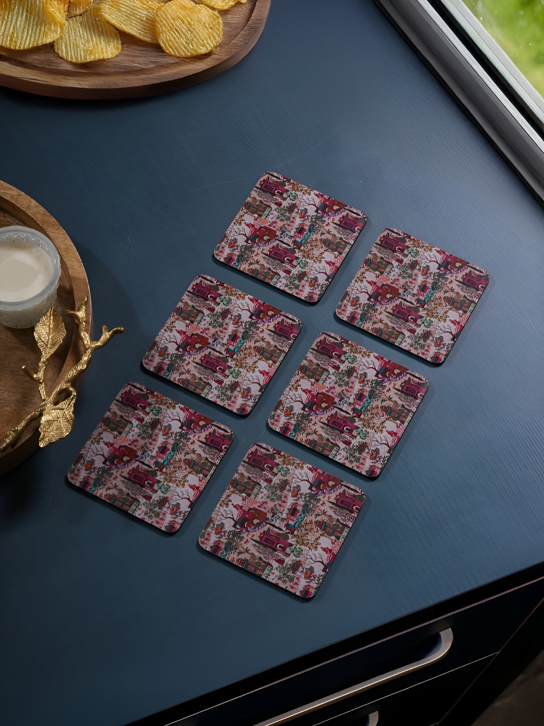 

Homspurts Pink & Green 6 Pieces Printed Wooden Coasters