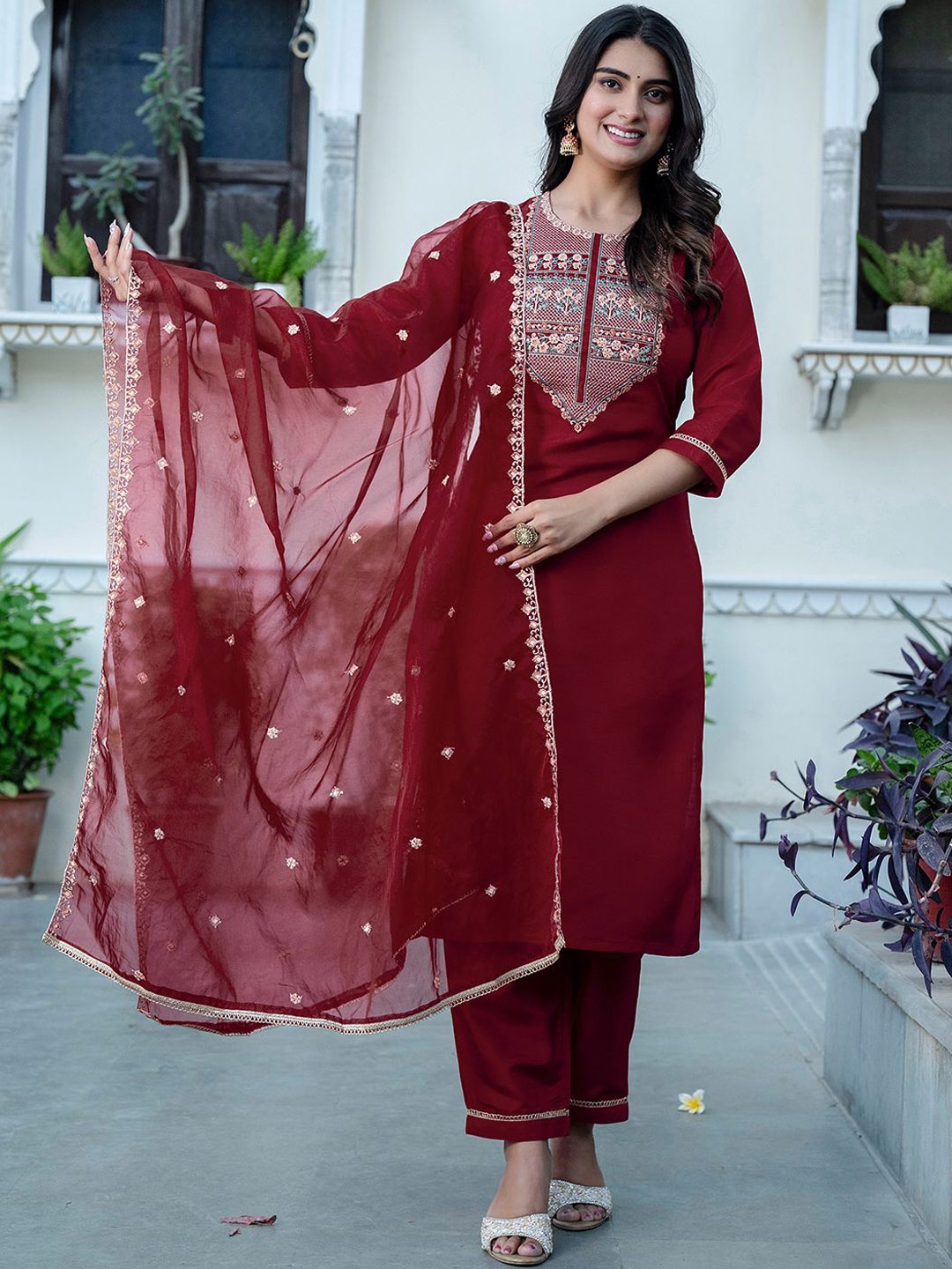 

KALINI Ethnic Motifs Embroidered Sequinned Straight Kurta With Trouser & Dupatta, Maroon