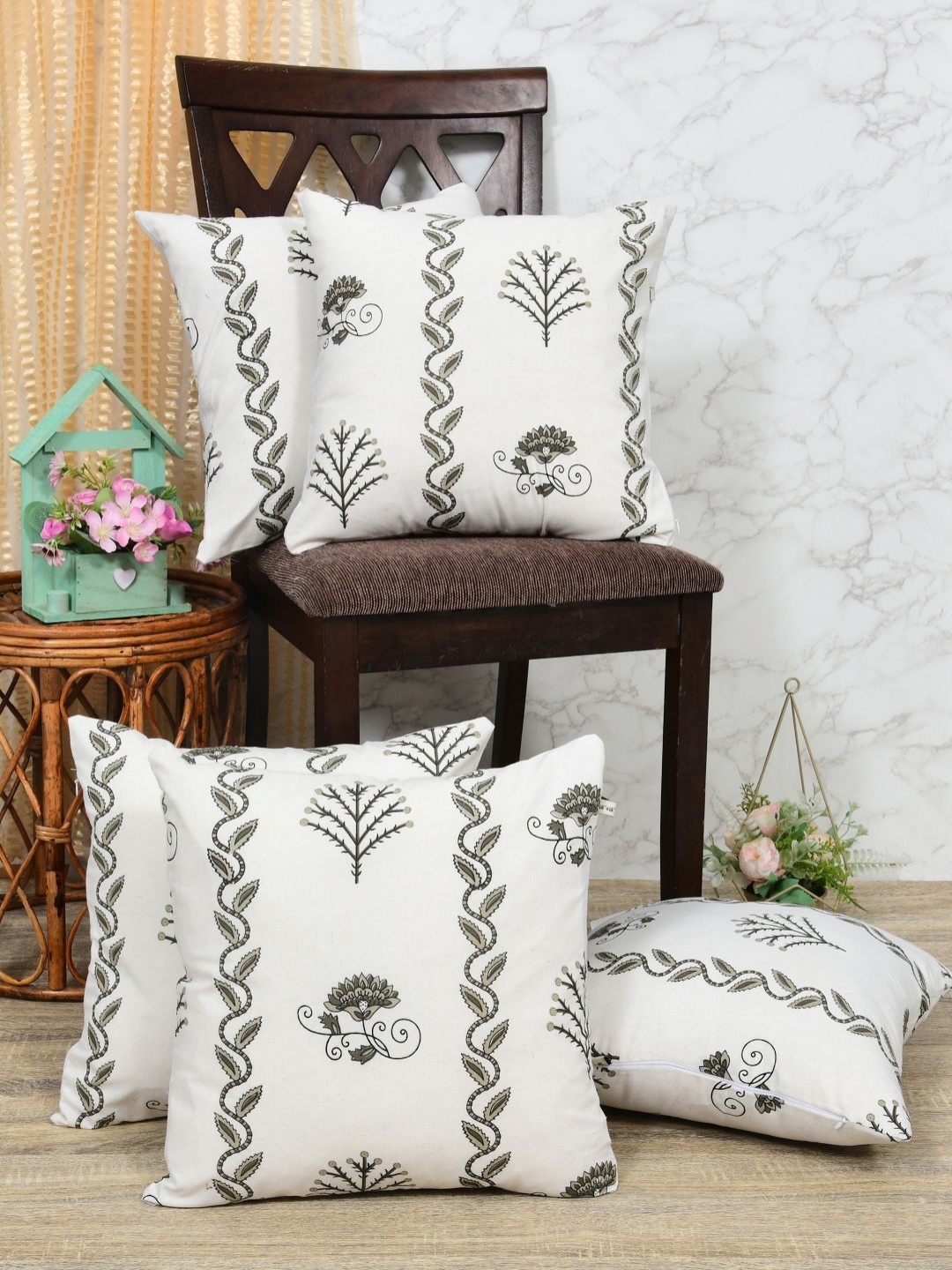 

Clasiko Green & White 5 Pieces Floral Printed Cotton Square Cushion Covers