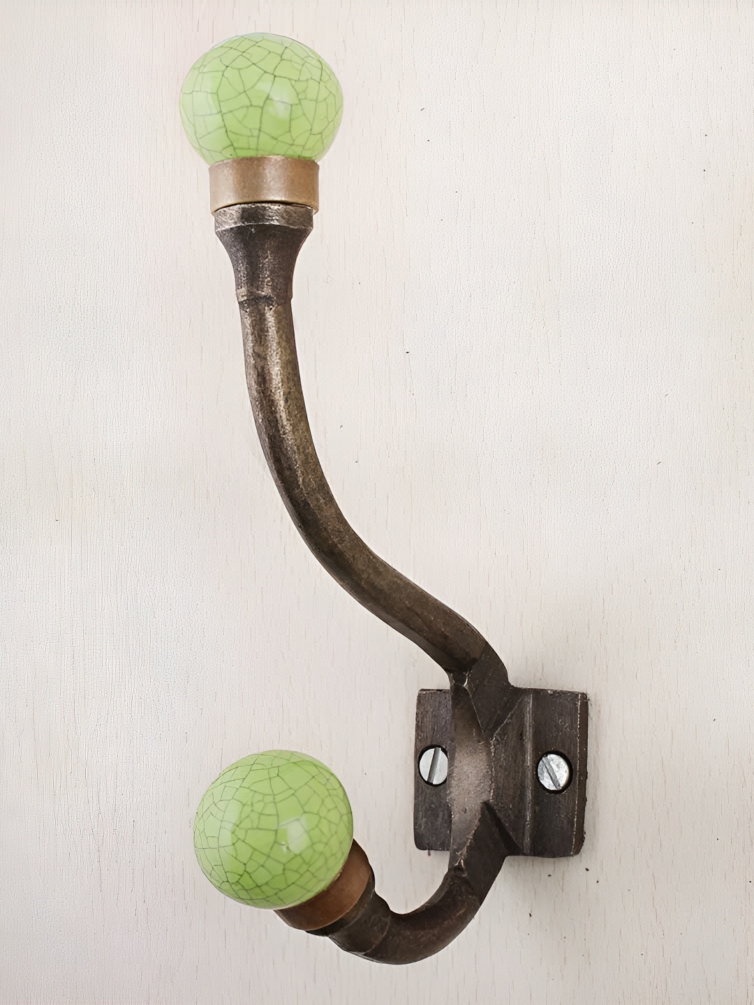 

IndianShelf Green Ceramic Crackle Key Hook Hangers for Clothes Wall Mounted