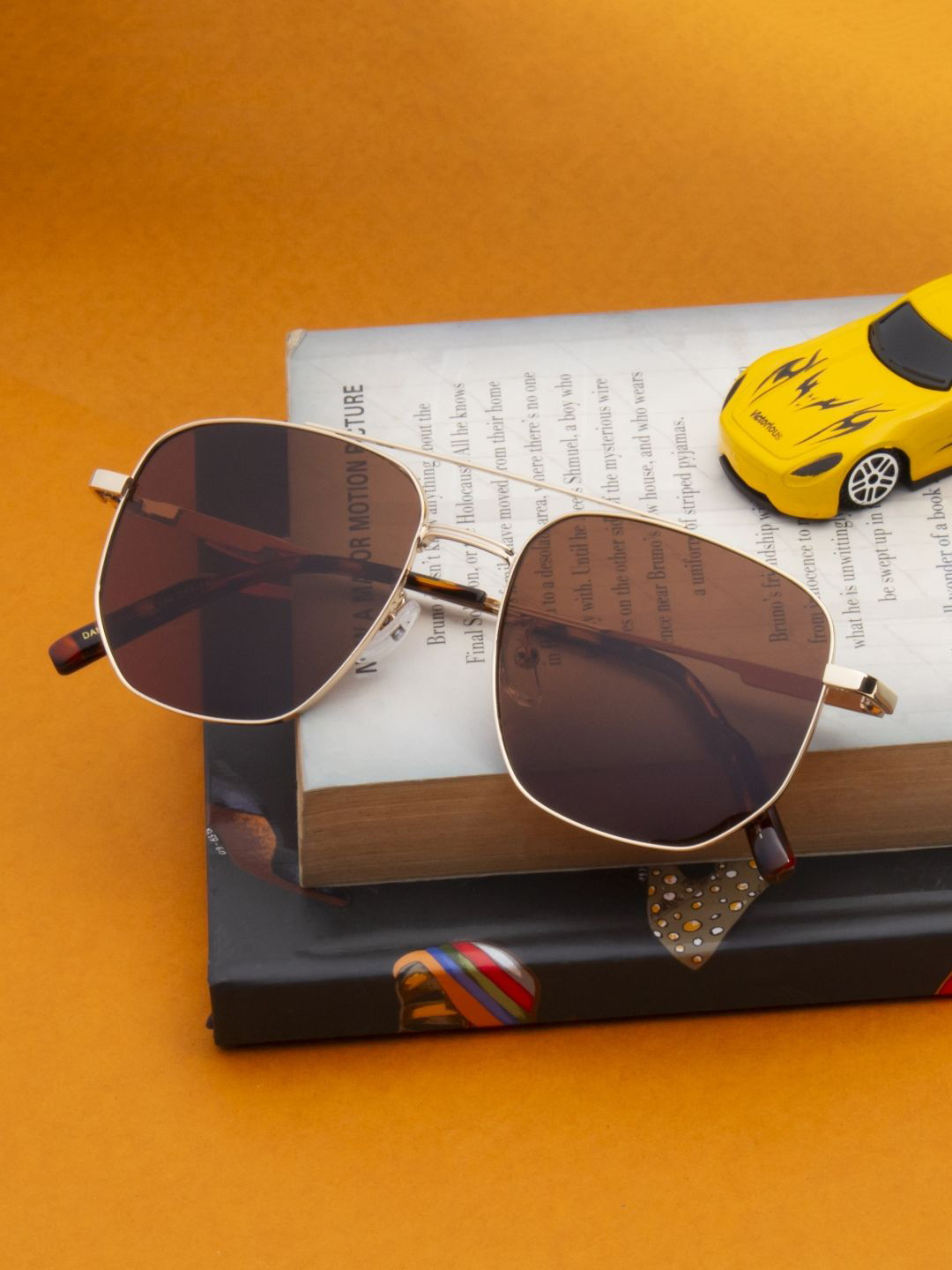 

Ted Smith Unisex Aviator Sunglasses with Polarised and UV Protected Lens SUN-DANNY_SGOLD, Brown