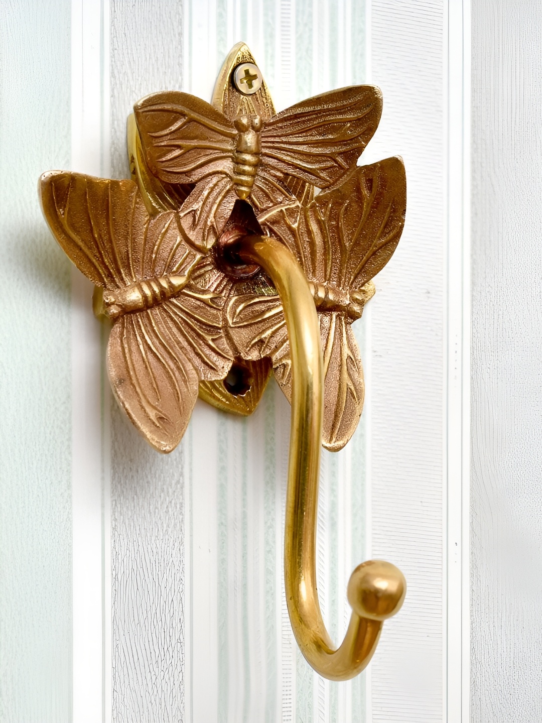 

IndianShelf Gold Toned Butterfly Textured Brass Wall Hook