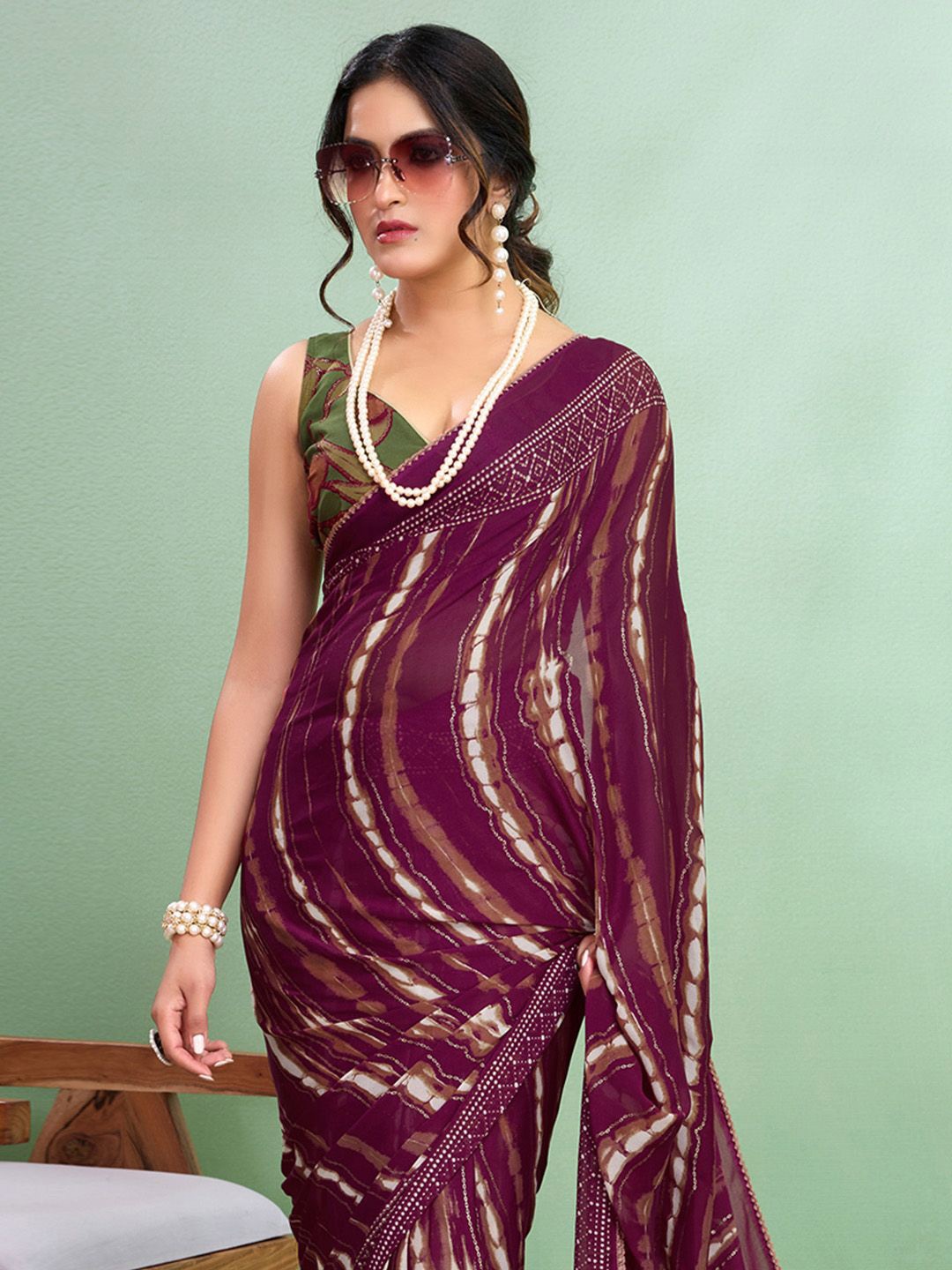 

Saree mall Abstract Printed Saree, Magenta