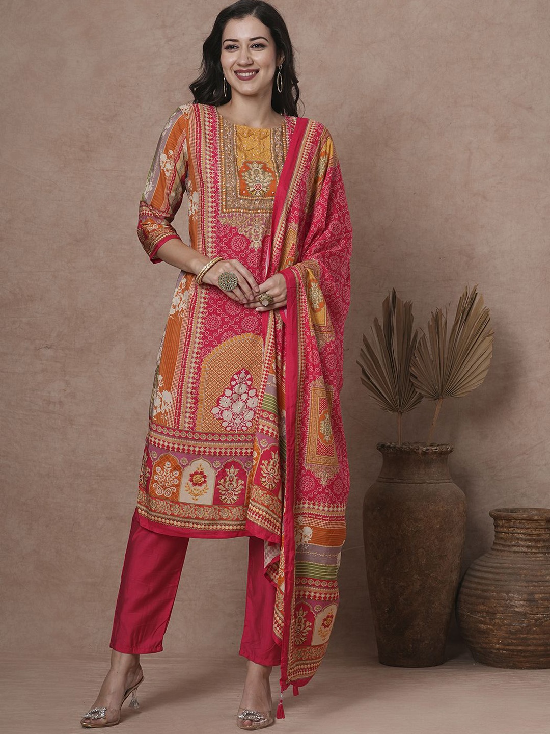 

FASHOR Floral Printed Regular Sequinned Straight Kurta with Palazzos & Dupatta, Pink