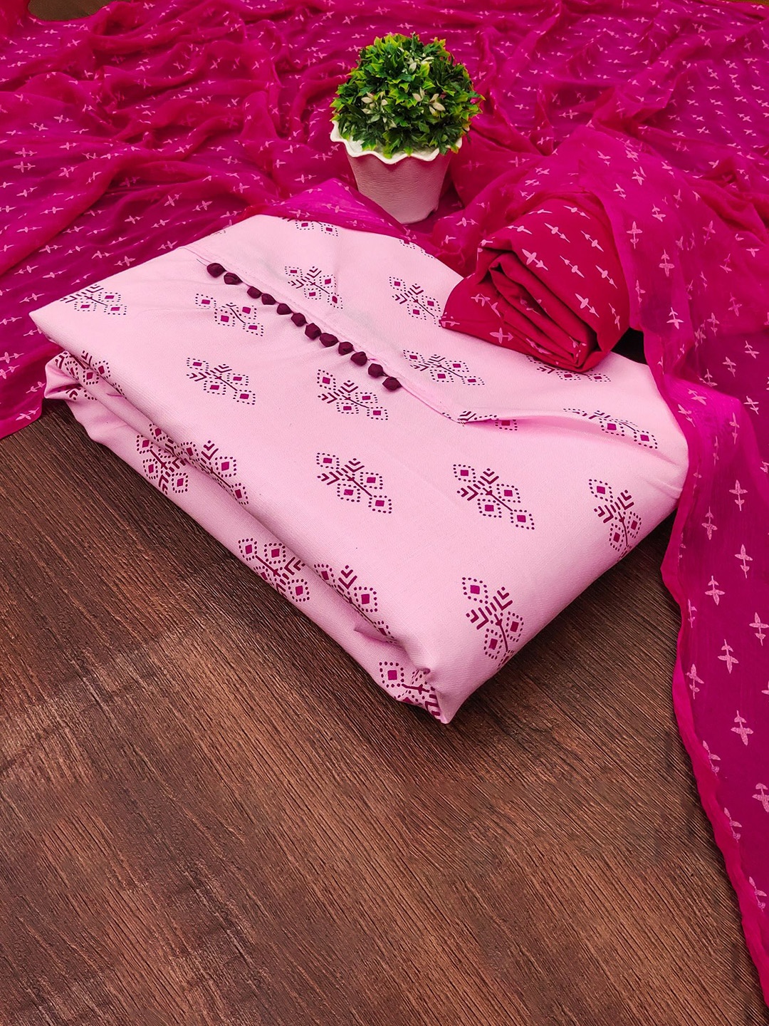 

Aika Ethnic Motifs Printed Cotton Unstitched Dress Material, Pink