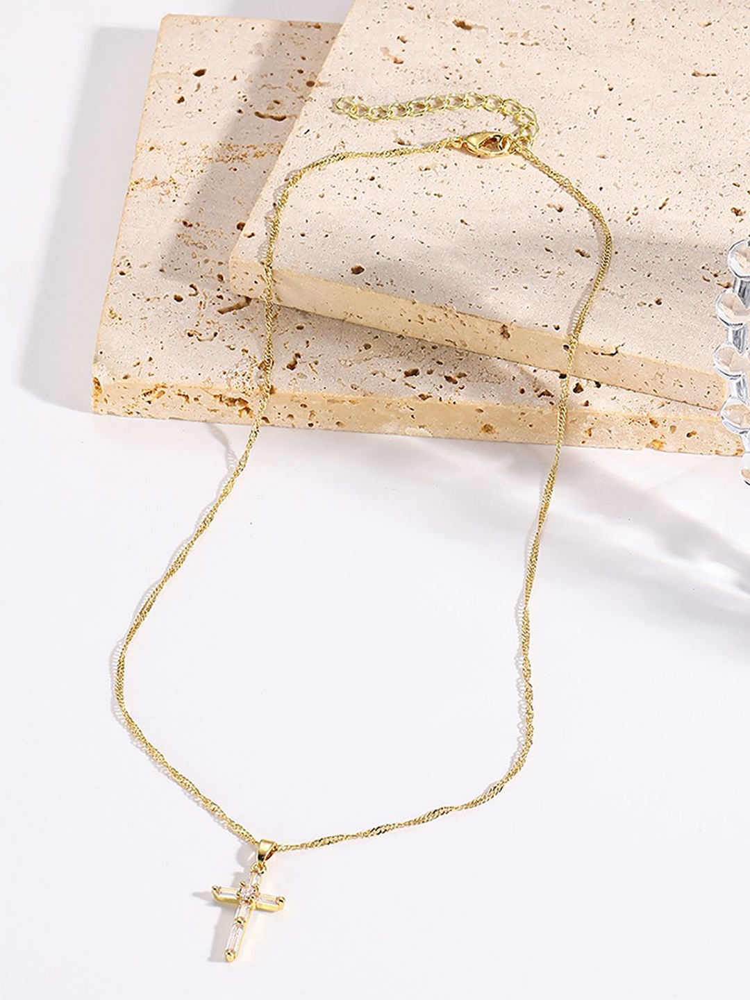 

StyleCast x Revolte Gold-Plated Artificial Beads Beaded Chain