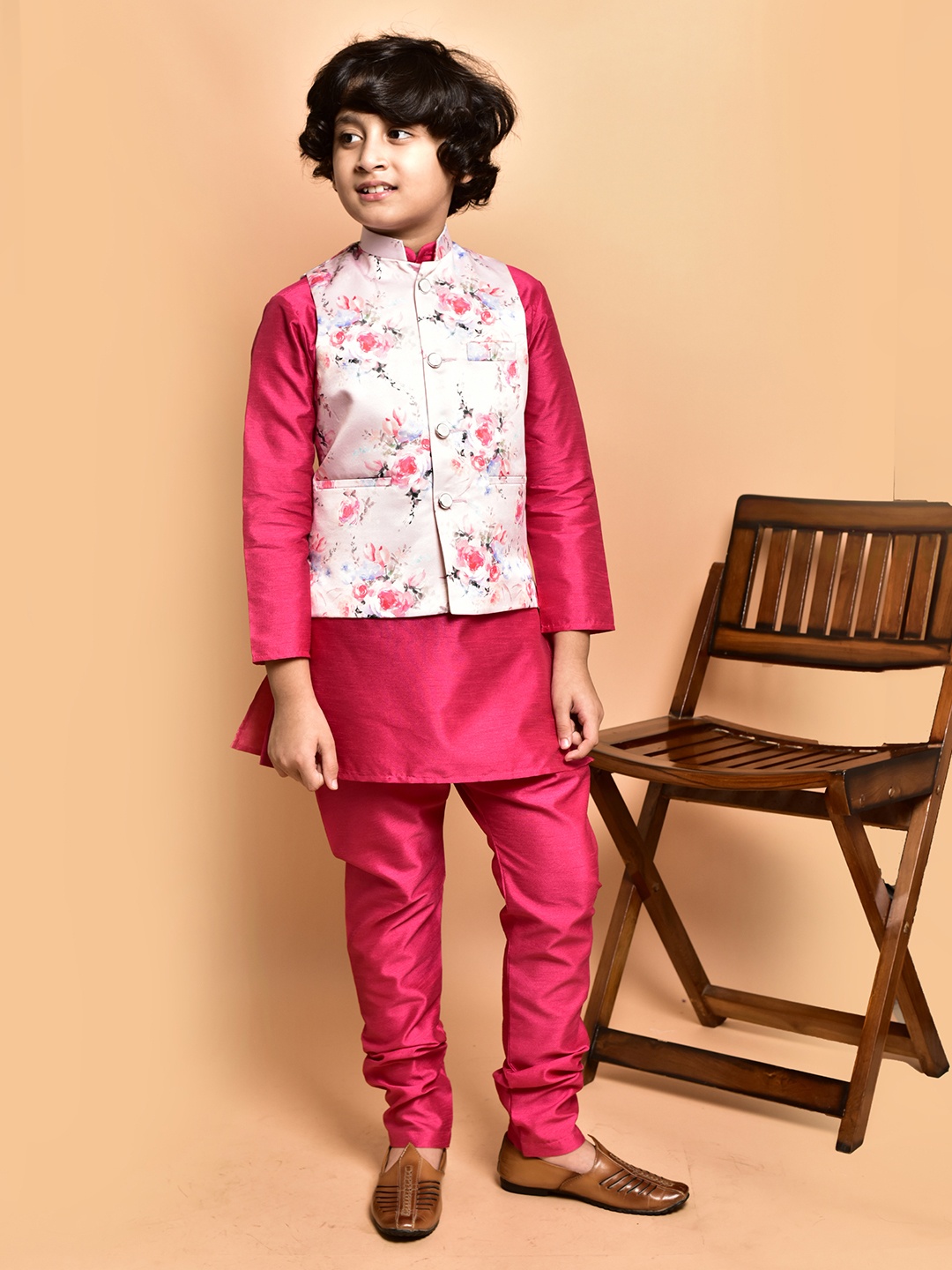 

PRINTINDIA Boys Band Collar Three-Quarter Sleeves Regular Kurta & Churidar & Nehru Jacket, Pink