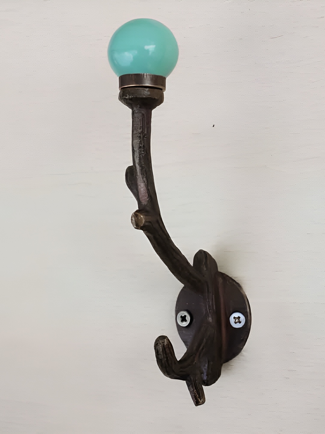 

IndianShelf Green and Bronze Ceramic Tree Wall Hooks