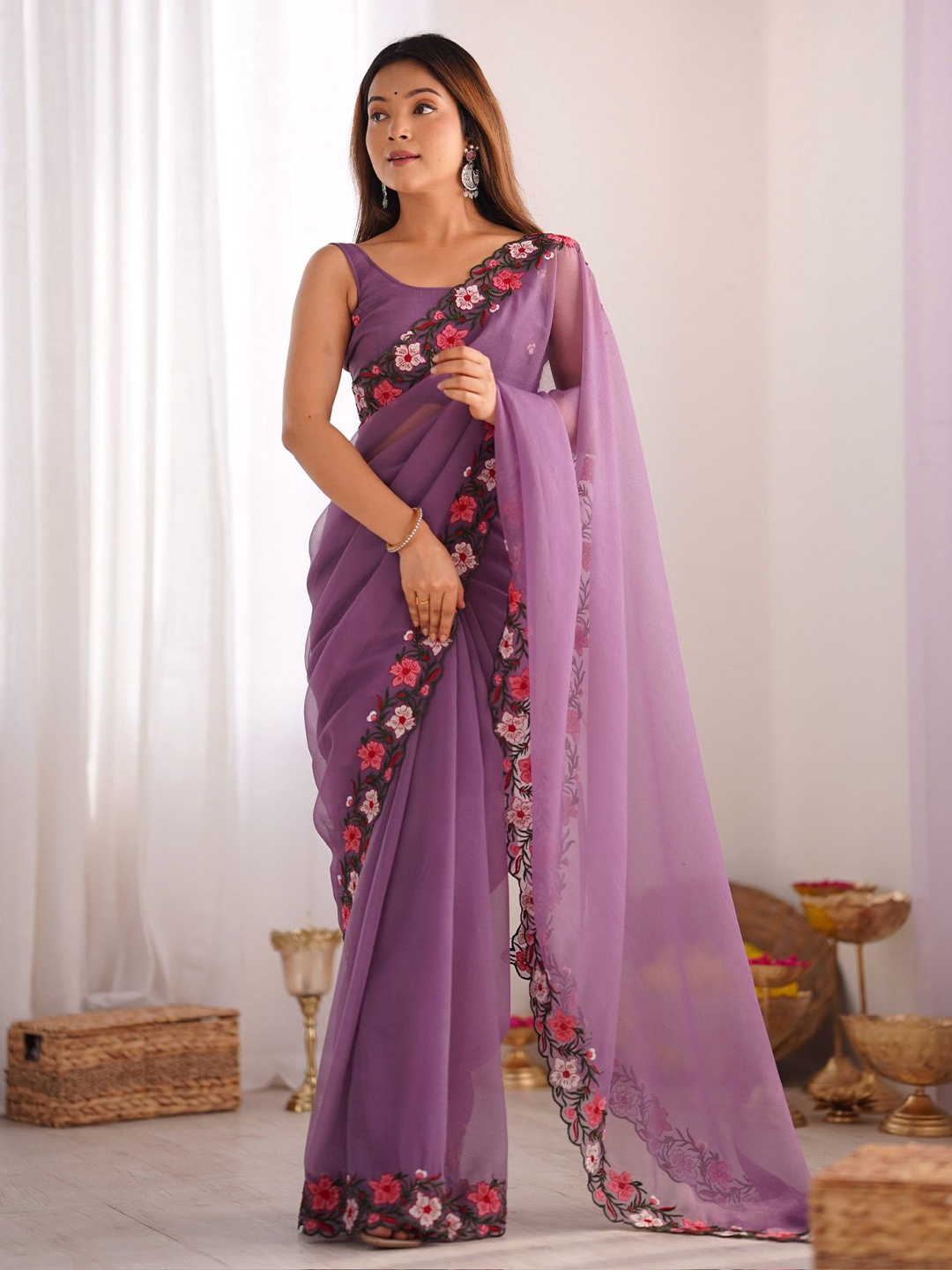 

KSM PRINTS Floral Embroidered Saree With Blouse Piece, Lavender