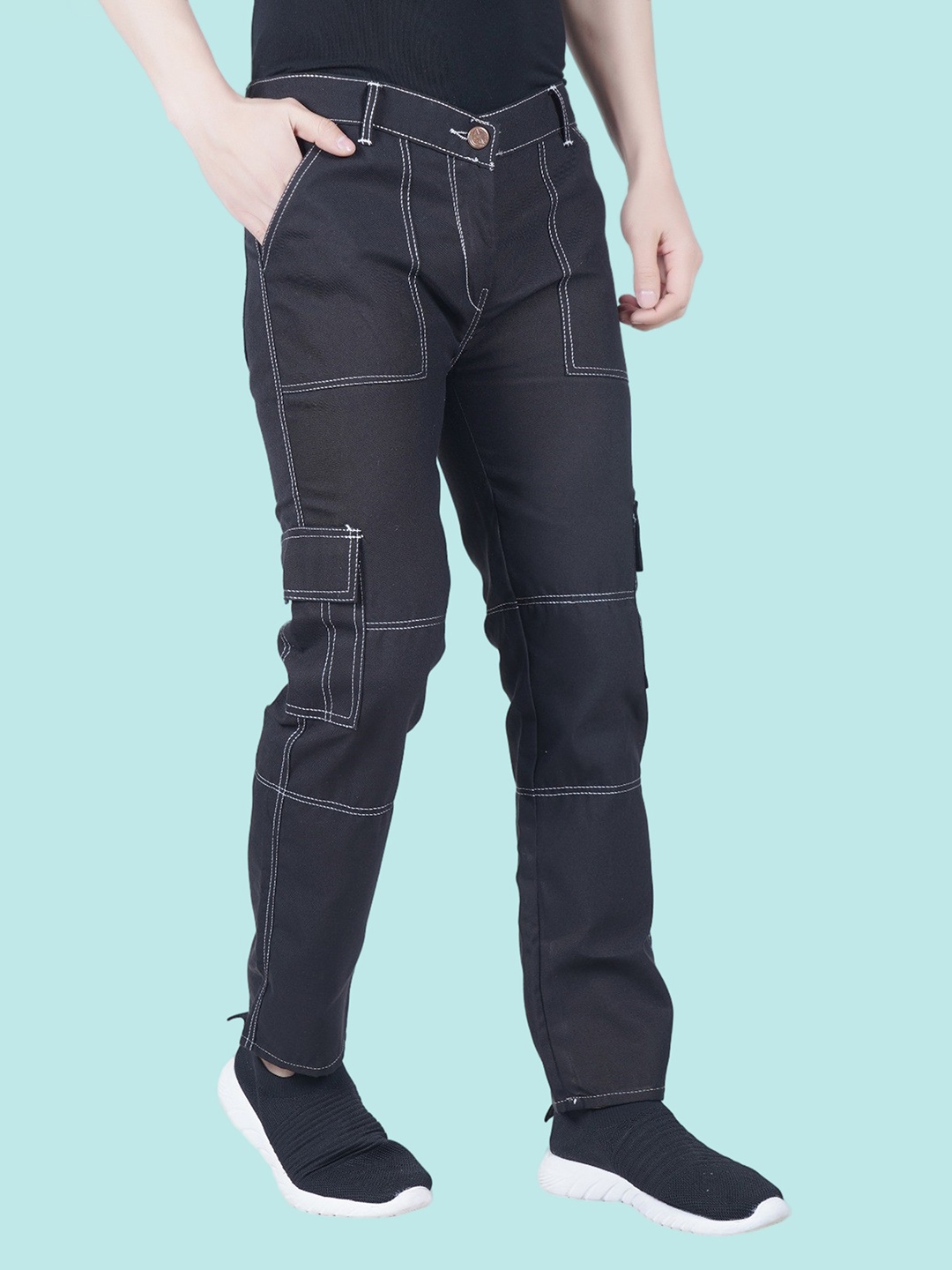 

COMFITS Men Classic Tapered Fit Cargo Jeans, Black