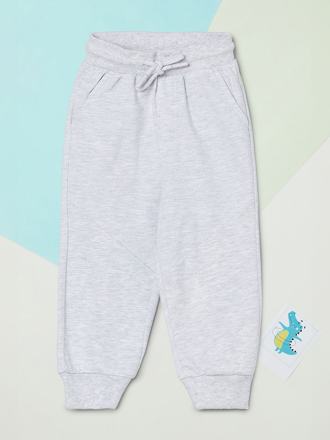 

max Boys Mid Rise Jogger, Grey
