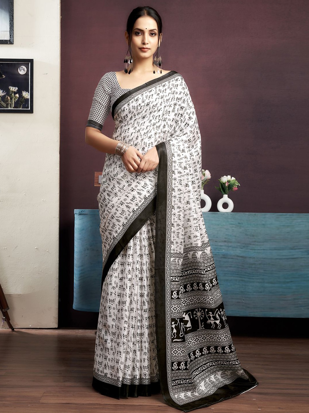 

KALINI Batik Printed Saree, White