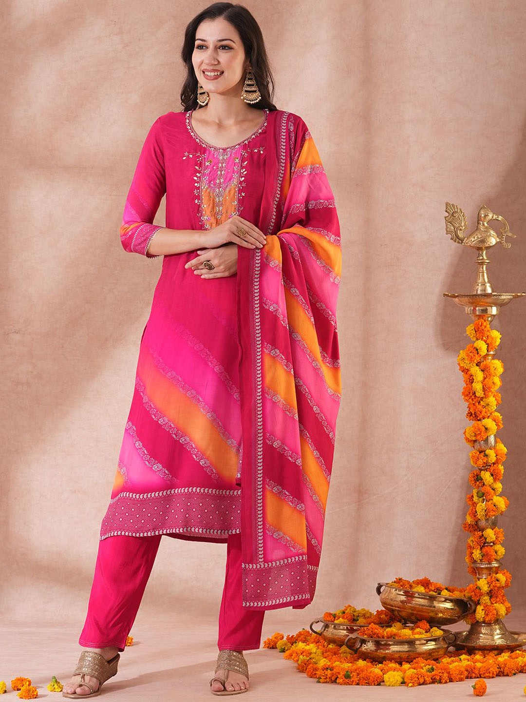 

FASHOR Leheriya Printed Regular Sequinned Straight Kurta with Trousers & Dupatta, Pink