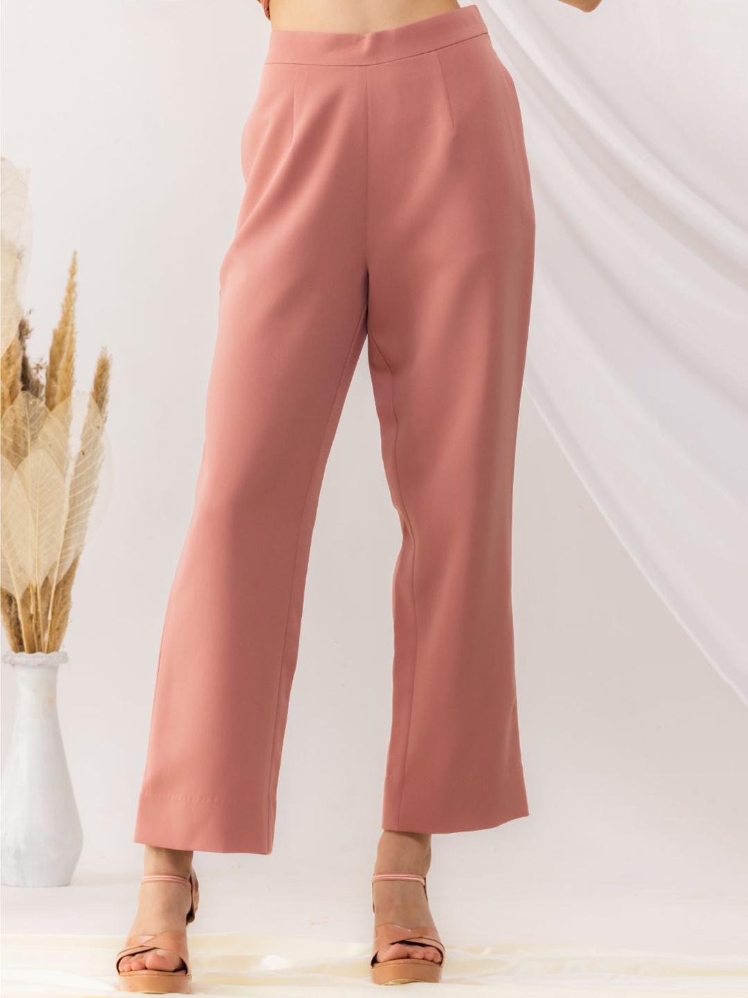 

KOVET Women Trousers, Coral