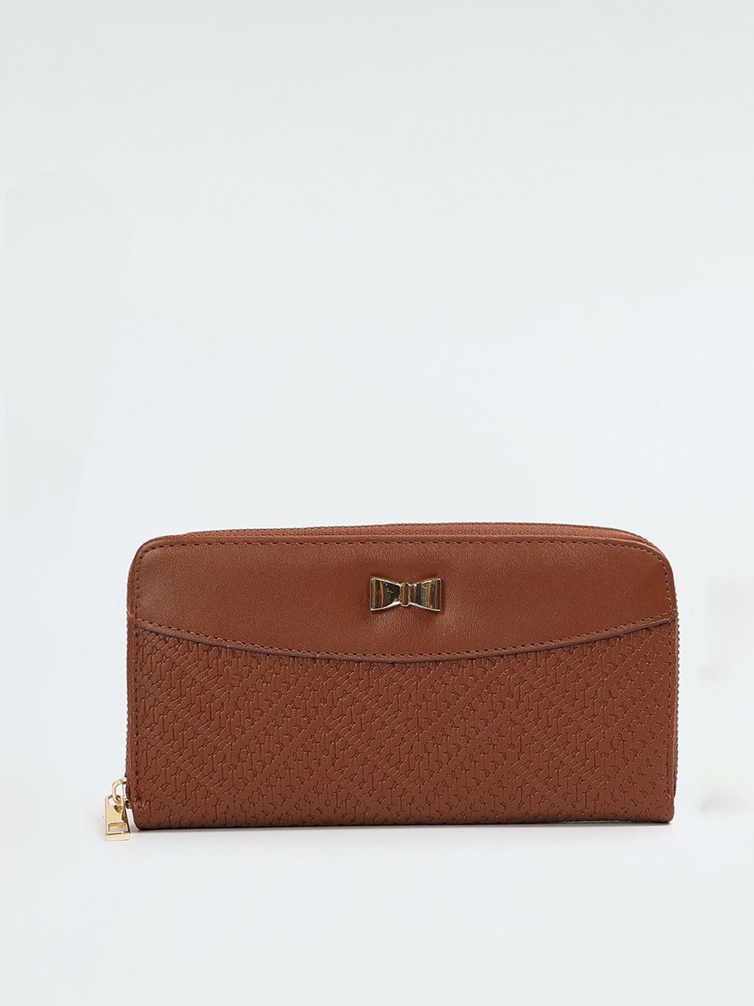 

max Women Textured PU Zip Around Wallet, Brown