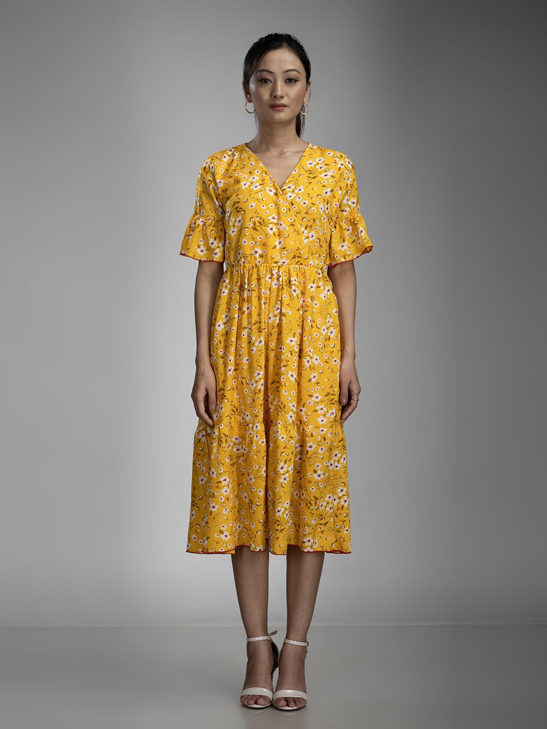 

KRISS-CROX Women Floral Print Flared Sleeve Fit & Flare Dress, Yellow