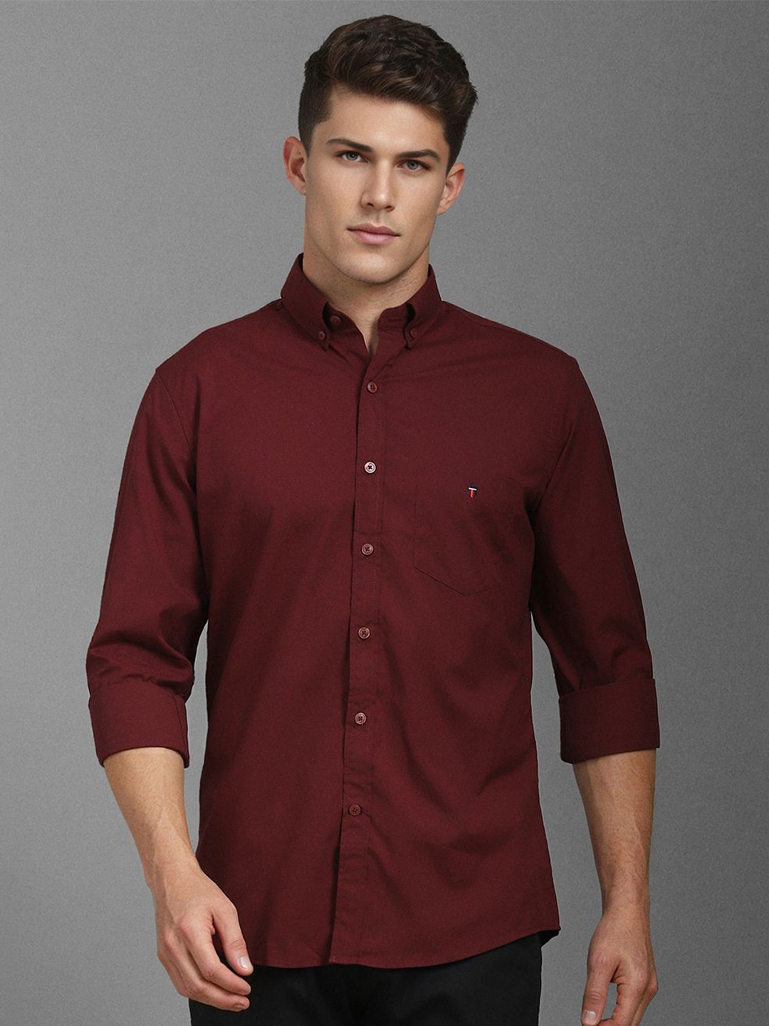 

Louis Philippe Sport Men Solid Button-Down Collar Casual Shirt, Maroon