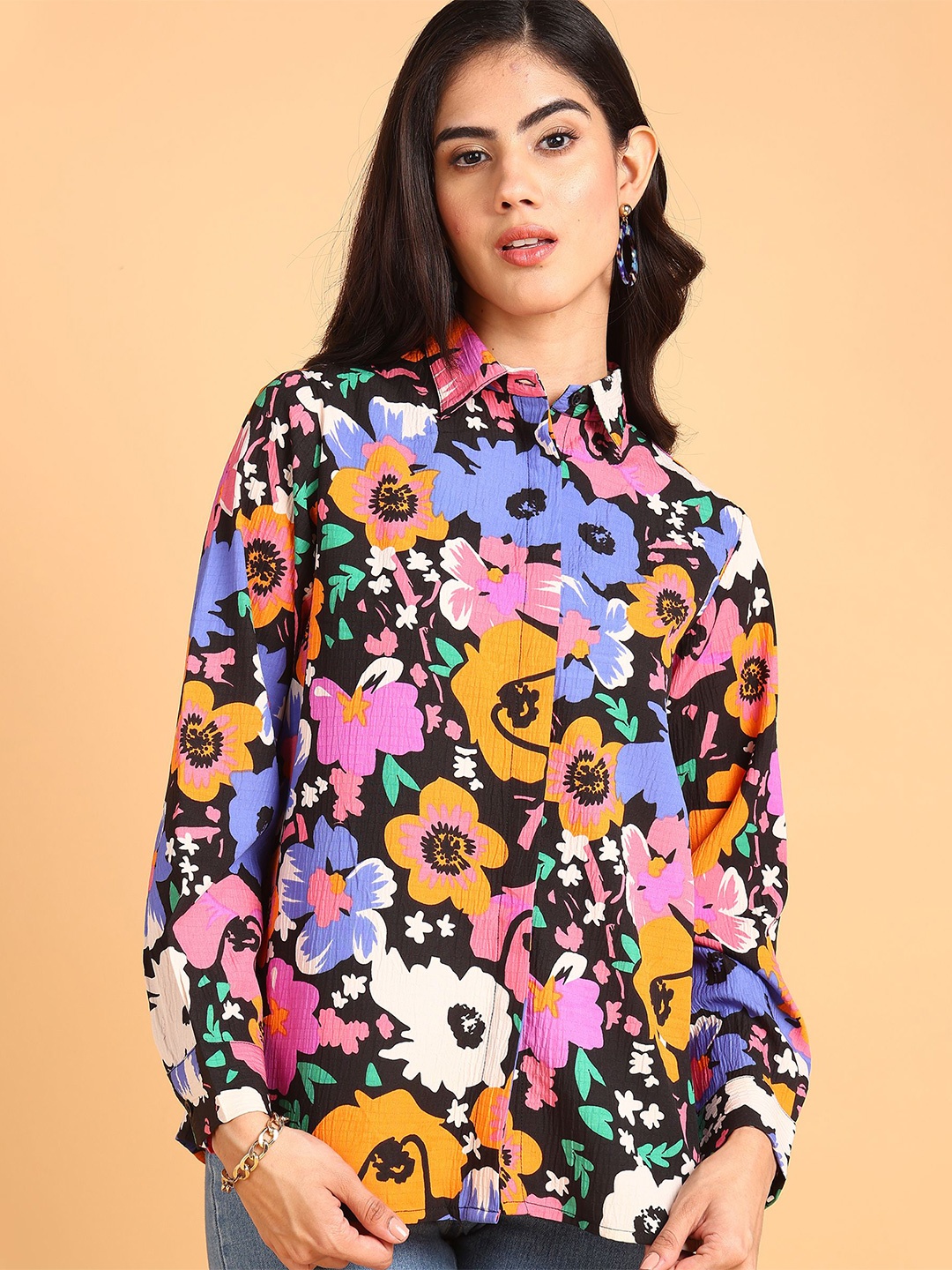 

DressBerry Women Spread Collar Floral Printed Casual Shirt, Black