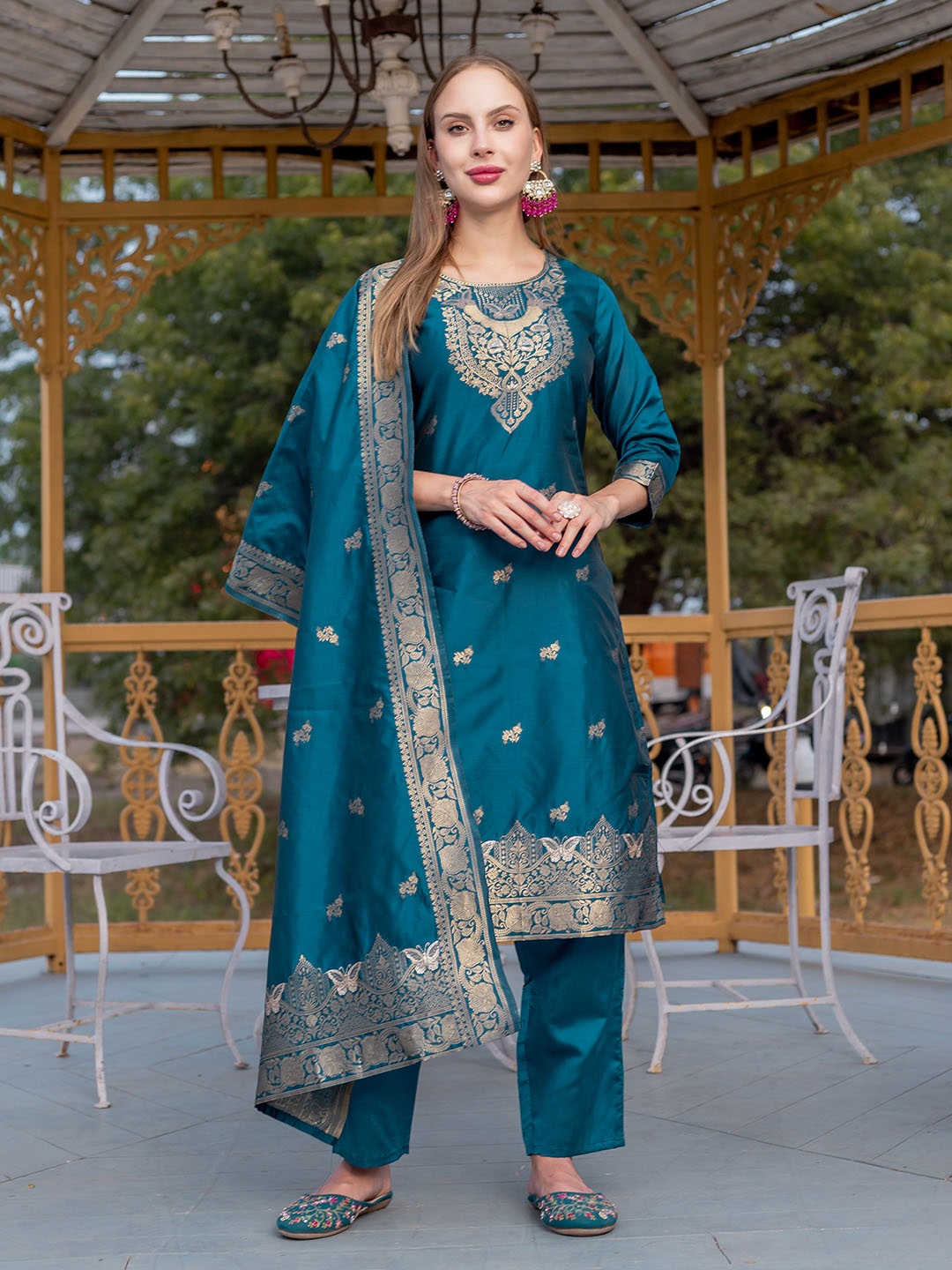 

KALINI Ethnic Motifs Printed Zari Regular Straight Kurta with Trousers & Dupatta, Turquoise blue