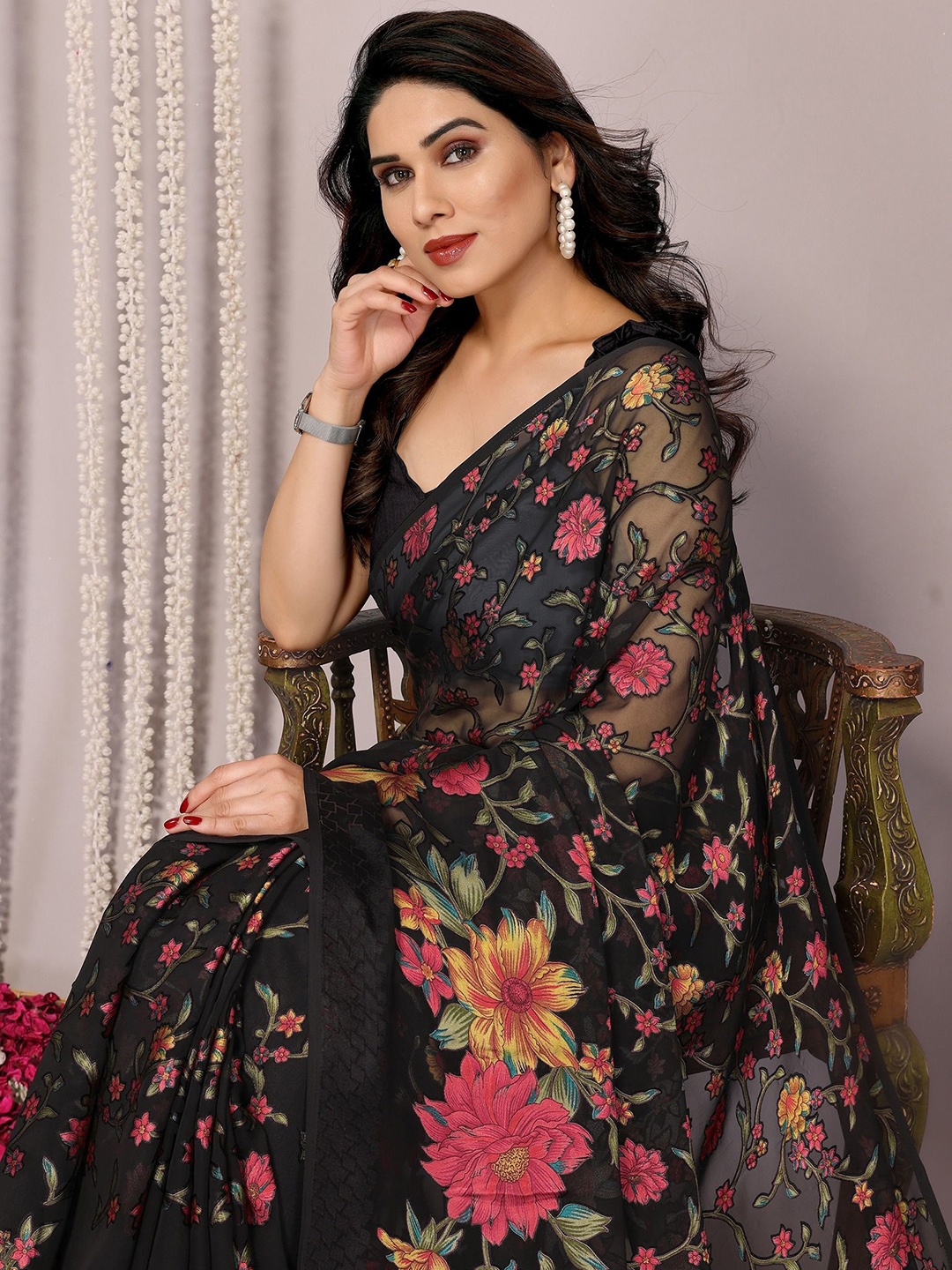 

MIRCHI FASHION Floral Brasso Saree, Black