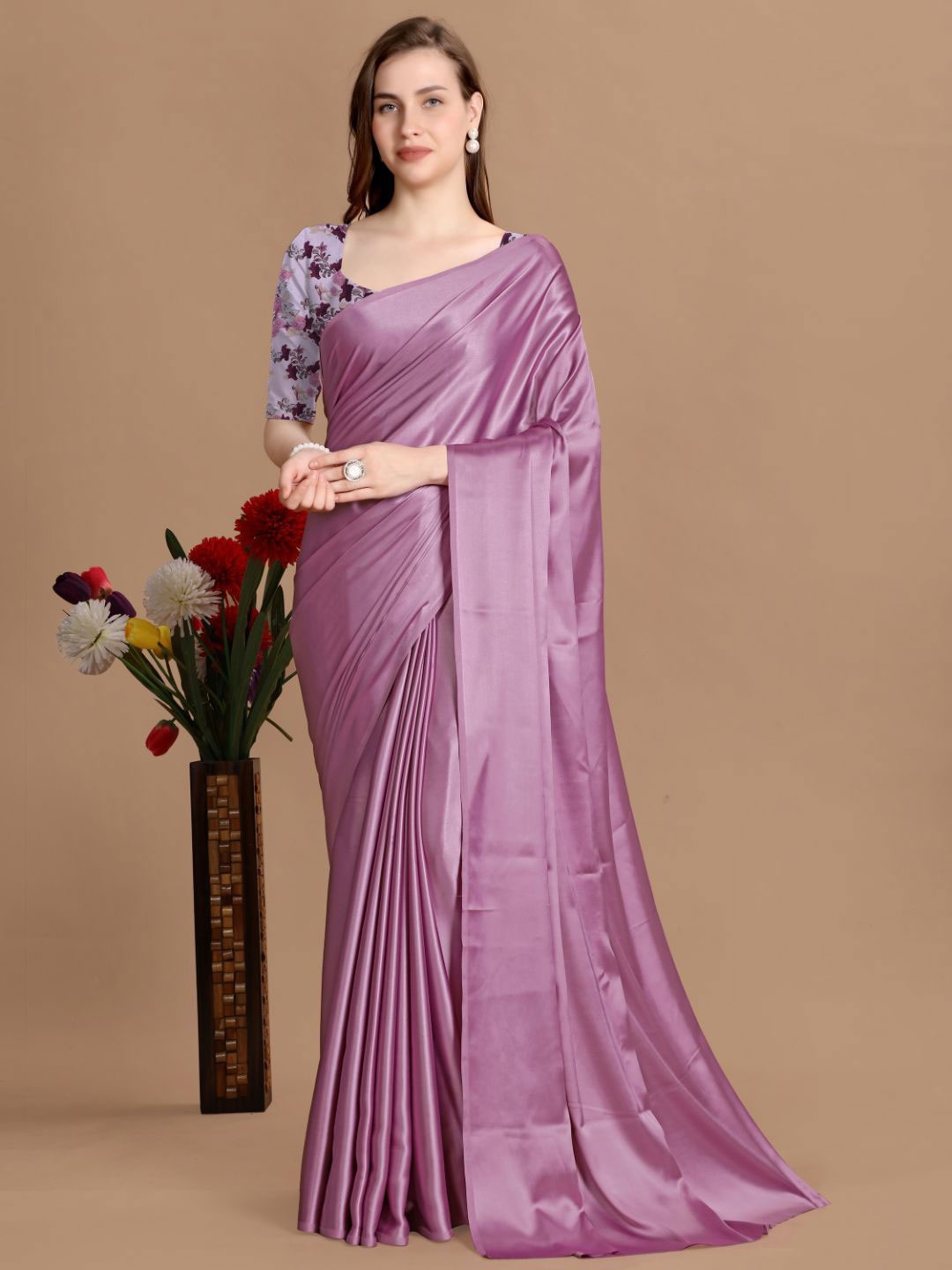 

Aruna Sarees Satin Saree, Purple