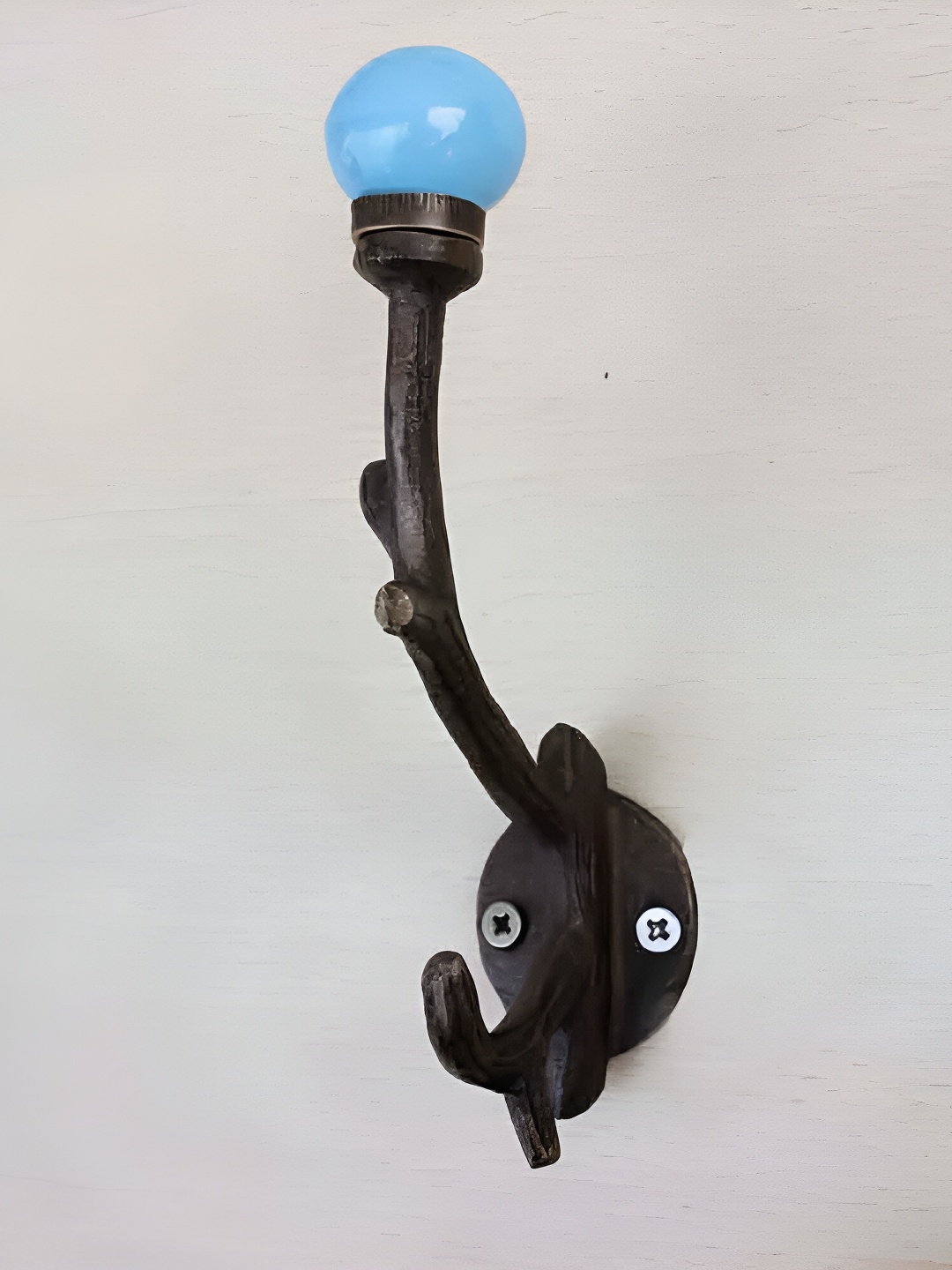 

IndianShelf Blue & Black Ceramic Wall Hook
