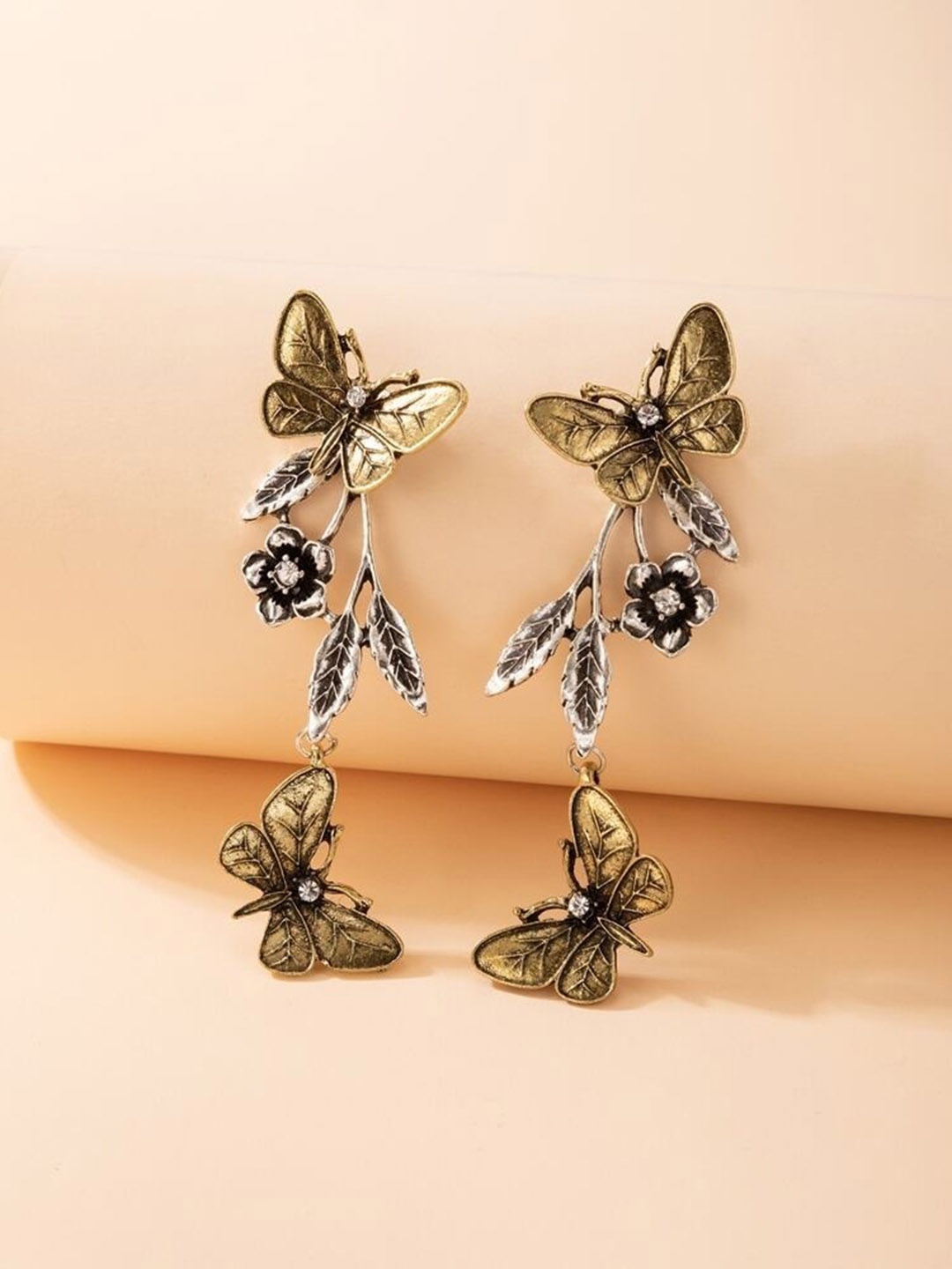 

DESTINY JEWELS Gold-Plated Floral Pearls Drop Earrings
