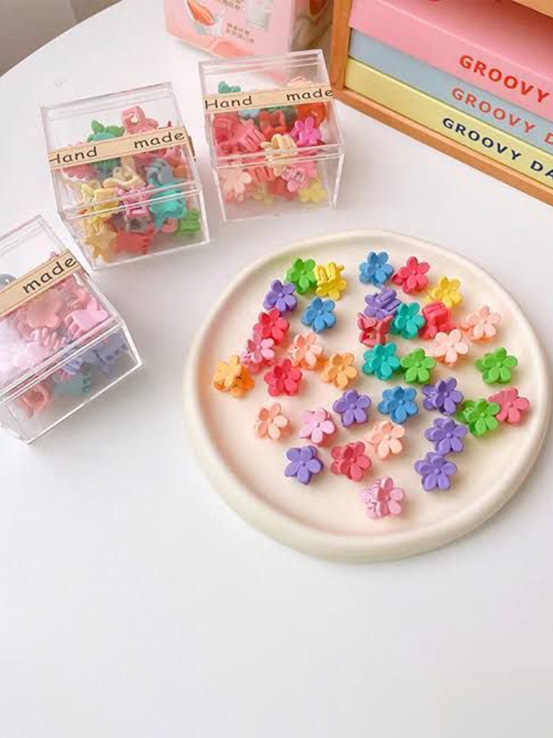 

Radhya Accessories Pack of 30 Girls Claw Clip Hair Accessory, Green