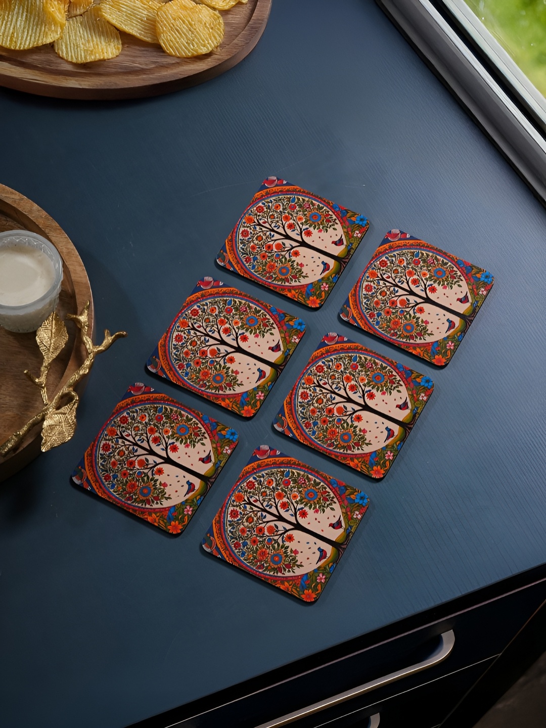 

Homspurts Beige & Red 6 Pieces Printed Wooden Coasters