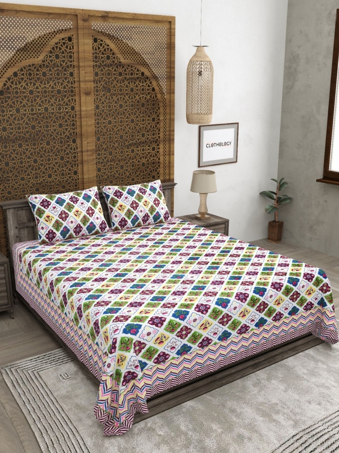 

CLOTHOLOGY Maroon Floral Printed Pure cotton 180 TC King Bedsheet Set 2.75 x 2.25 m