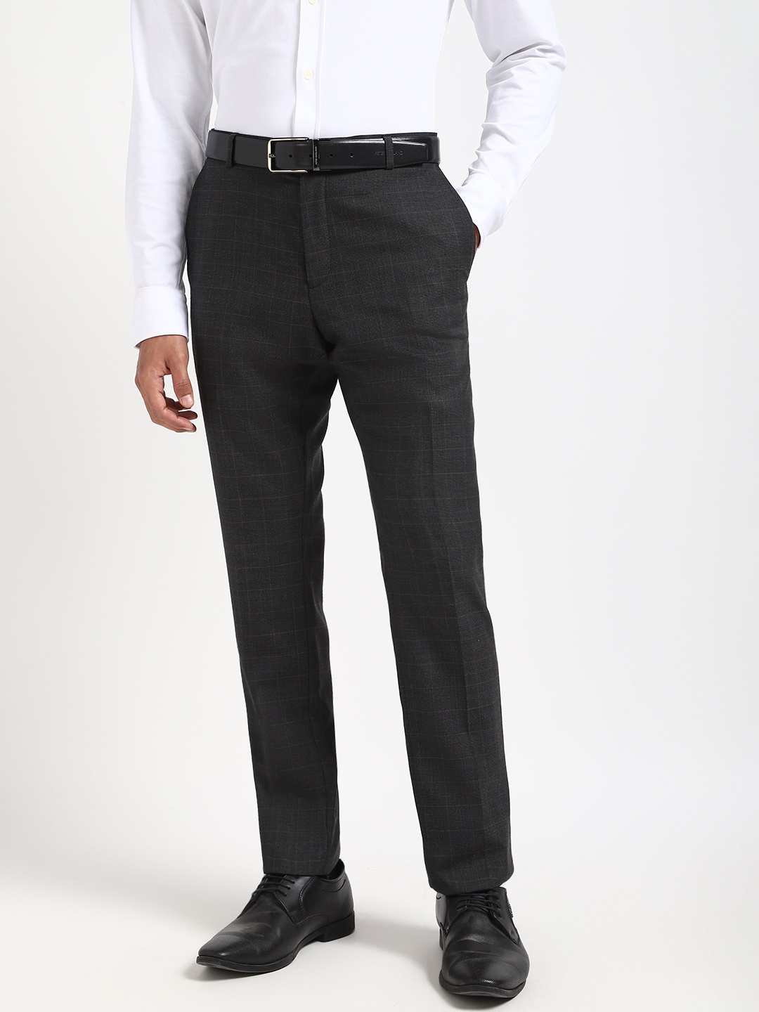

Tommy Hilfiger Men Checked Mid-Rise Regular Fit Formal Trouser, Blue